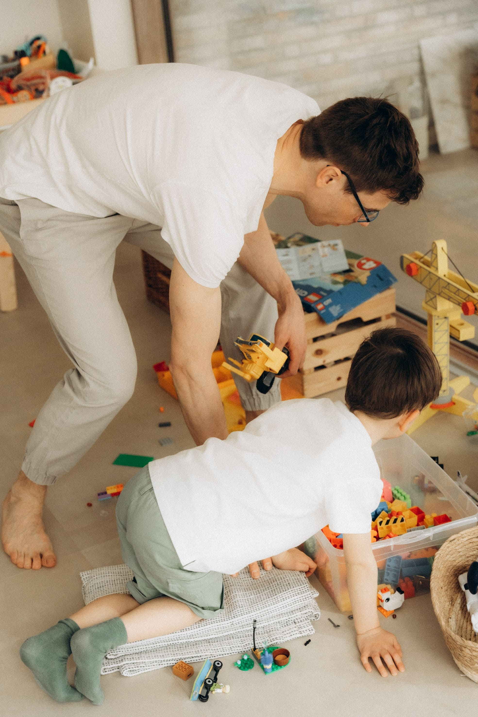 Warme familie fotoshoot. Little Birdie – Jouw familie- en huwelijksfotograaf in België en daarbuiten
