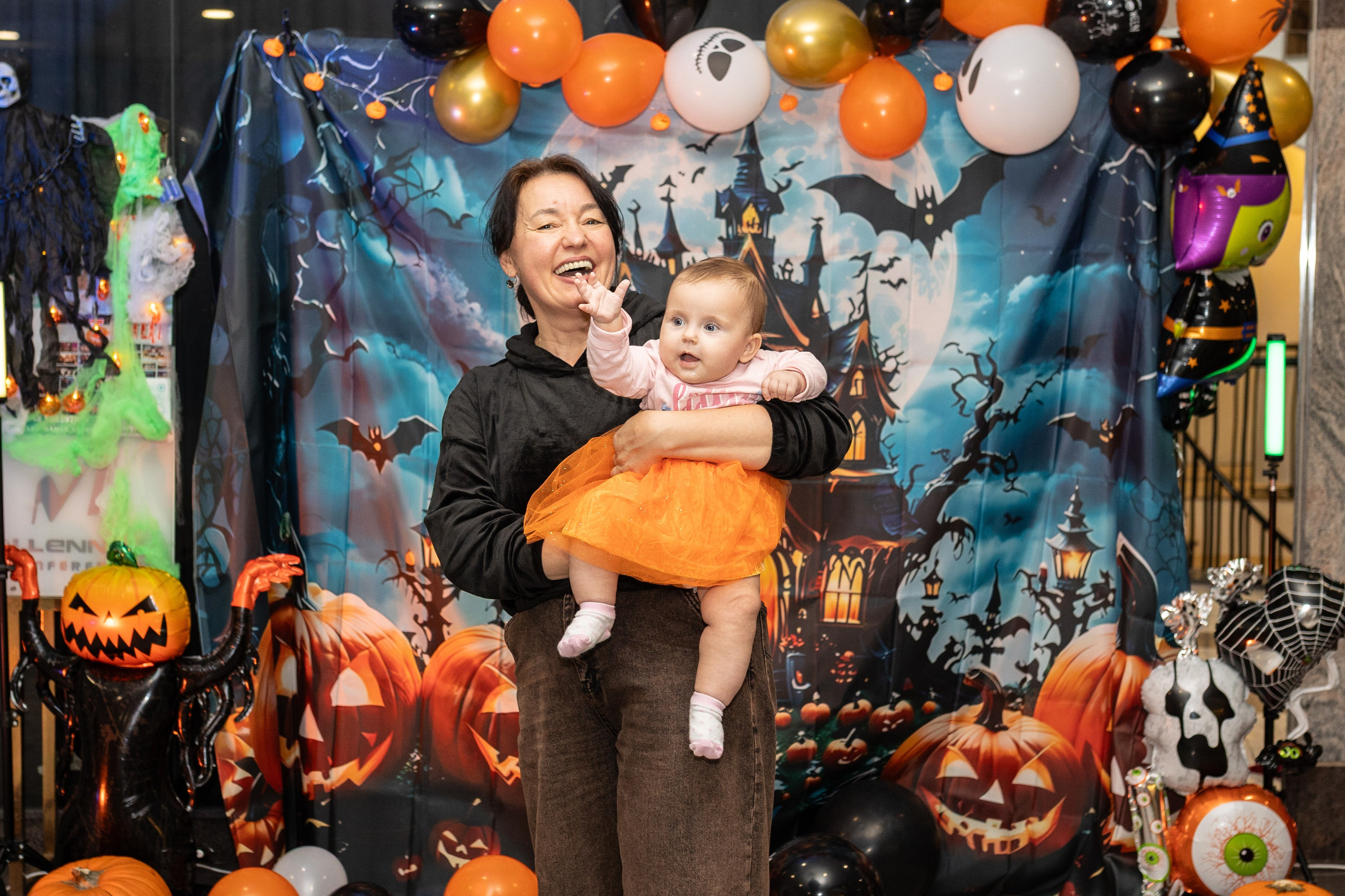 Leo dance studio Helloween 2025. Семейный и детский фотограф в Варшаве Мила Бобровская