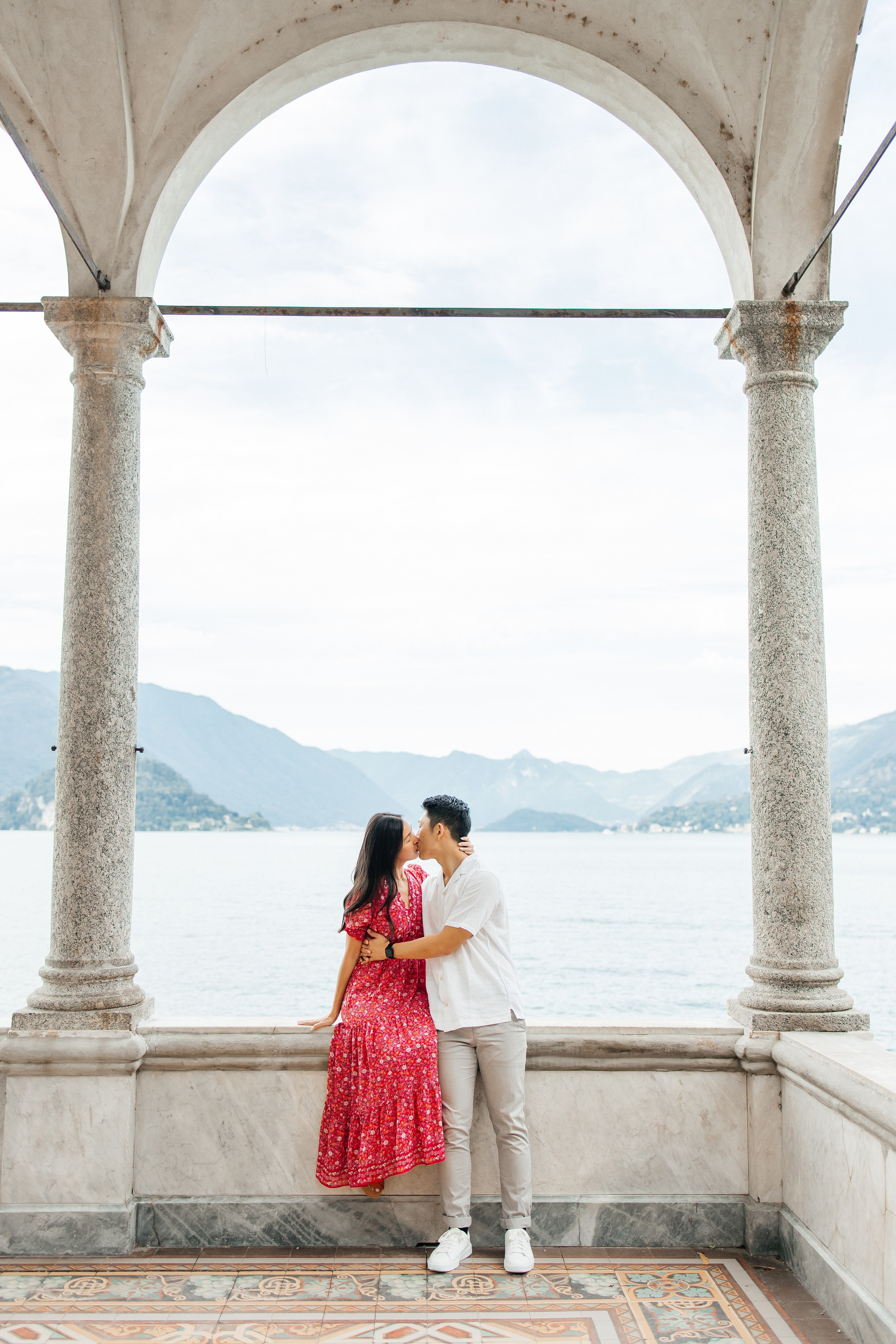 Lake Como Engagement Photography | Villa Monastero. Photographer in Italy Anna Linnik