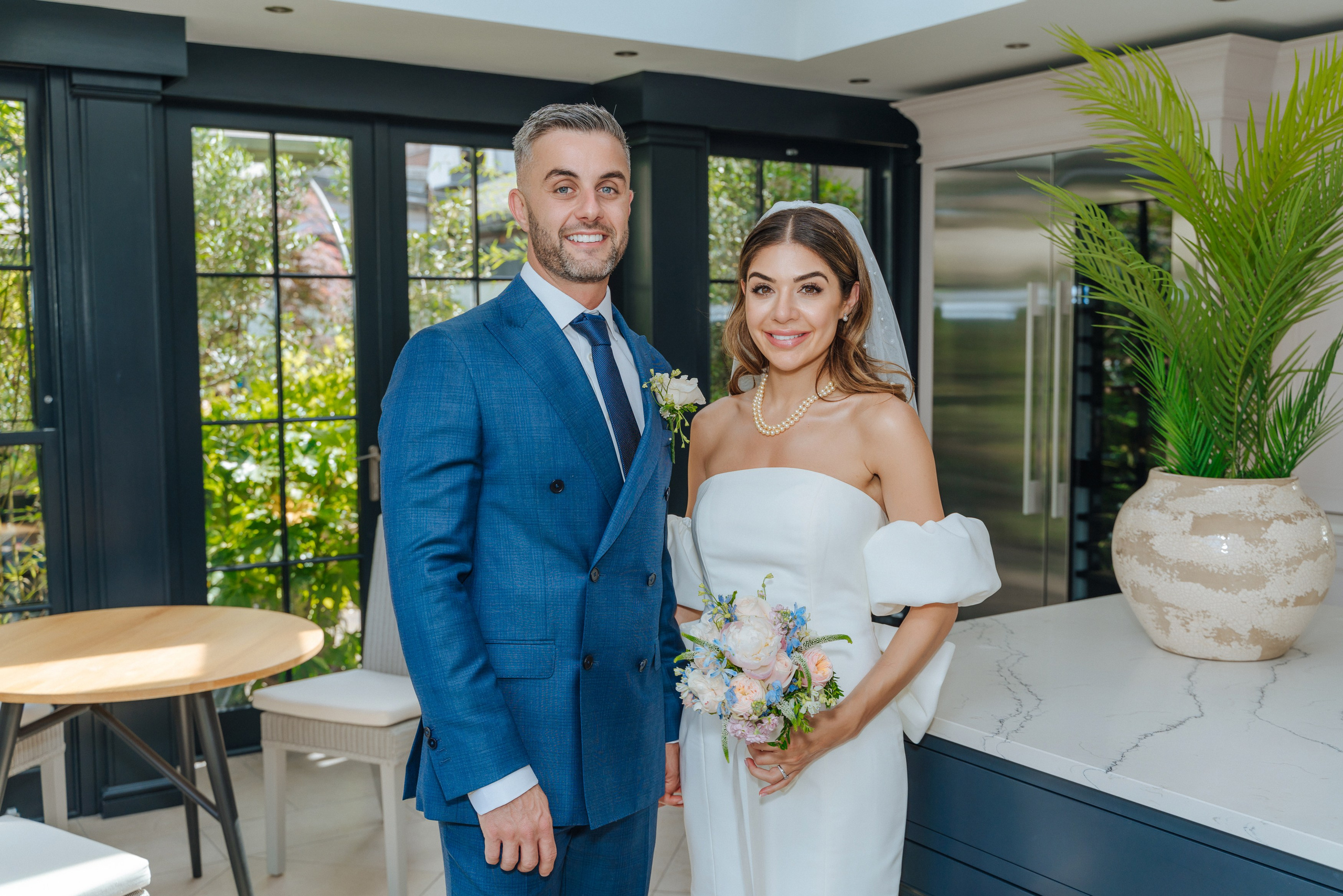 Civil ceremony at Chelsea Old Town Hall,  Wedding in Chelsea, Wedding in London,  wedding photographer in Chelsea, wedding photographer in London