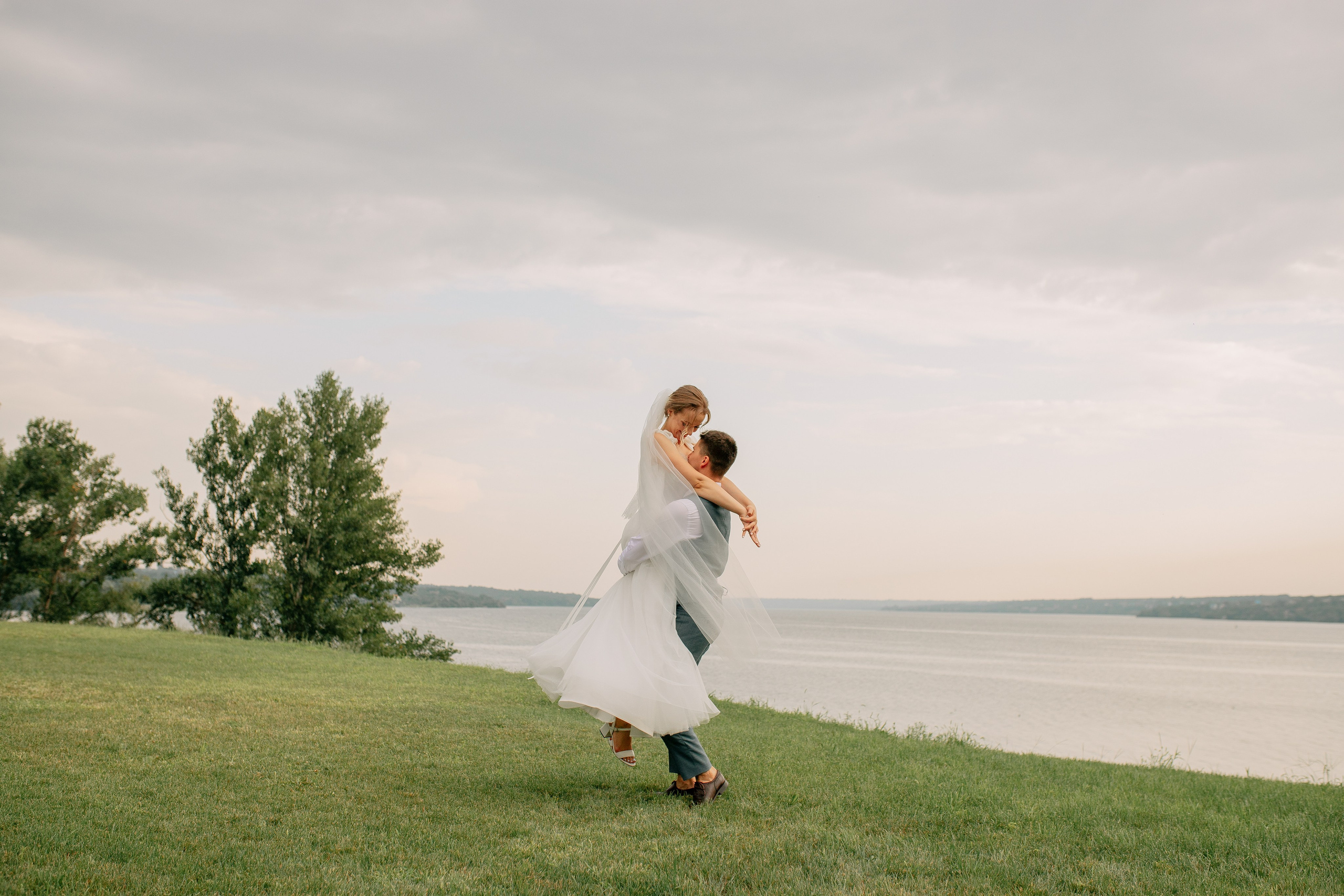 Reportage Wedding. Wedding photographer and videographer Europe