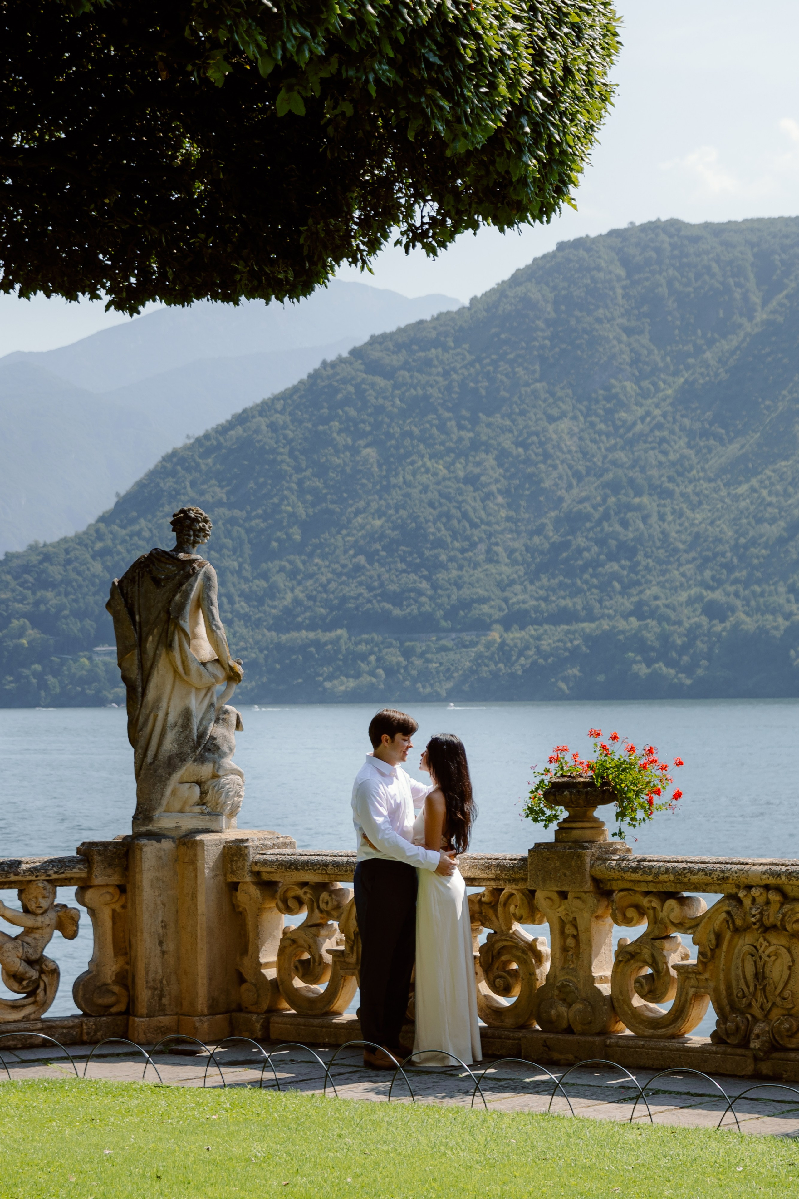 Iurkovski PHOTOGRAPHY in Europe. Luxury destination weddings and events
