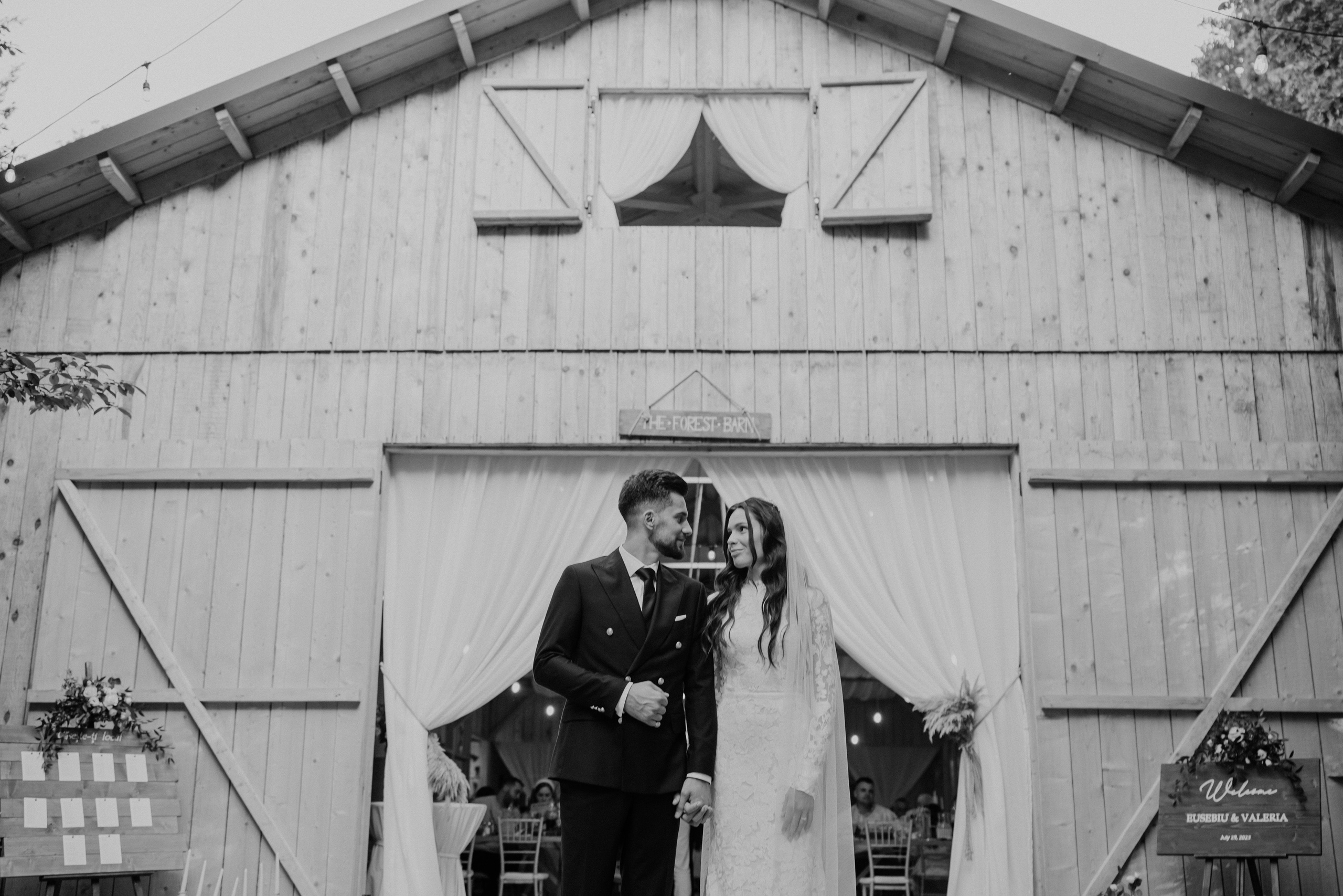 E & V. Fotograf Nunta Iasi - Hearts & Pictures