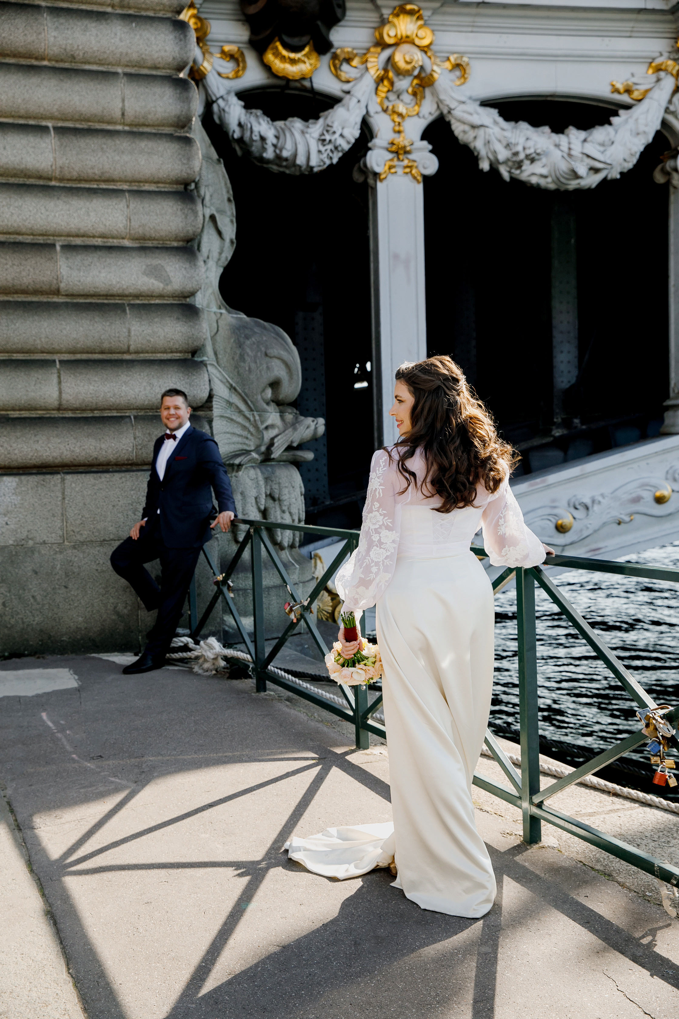 Autumn Paris Wedding Day. Iurkovski PHOTOGRAPHY in Europe. Luxury destination weddings and events