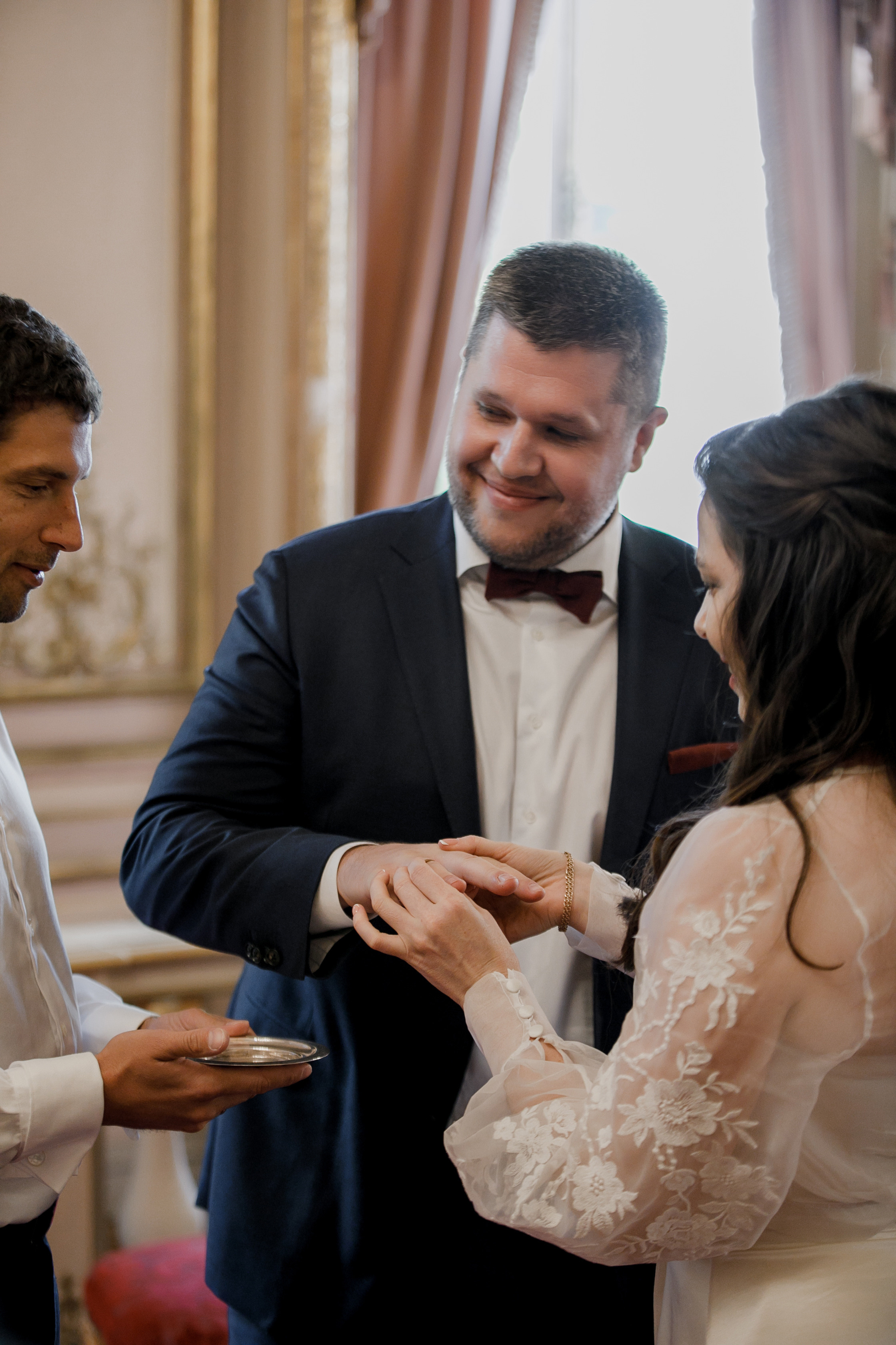 Autumn Paris Wedding Day. Iurkovski PHOTOGRAPHY in Europe. Luxury destination weddings and events