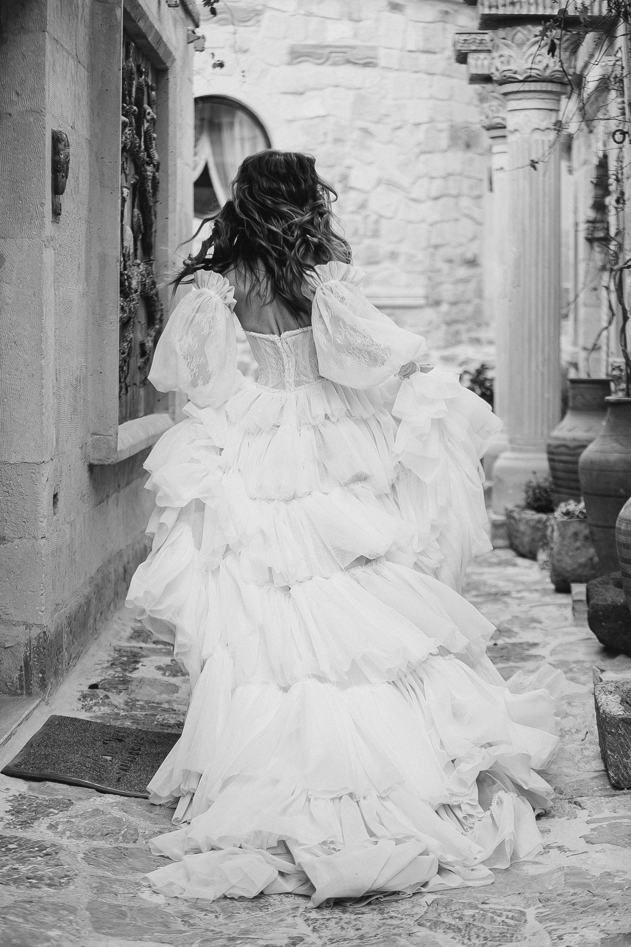 Iurkovski PHOTOGRAPHY in Europe. Luxury destination weddings and events