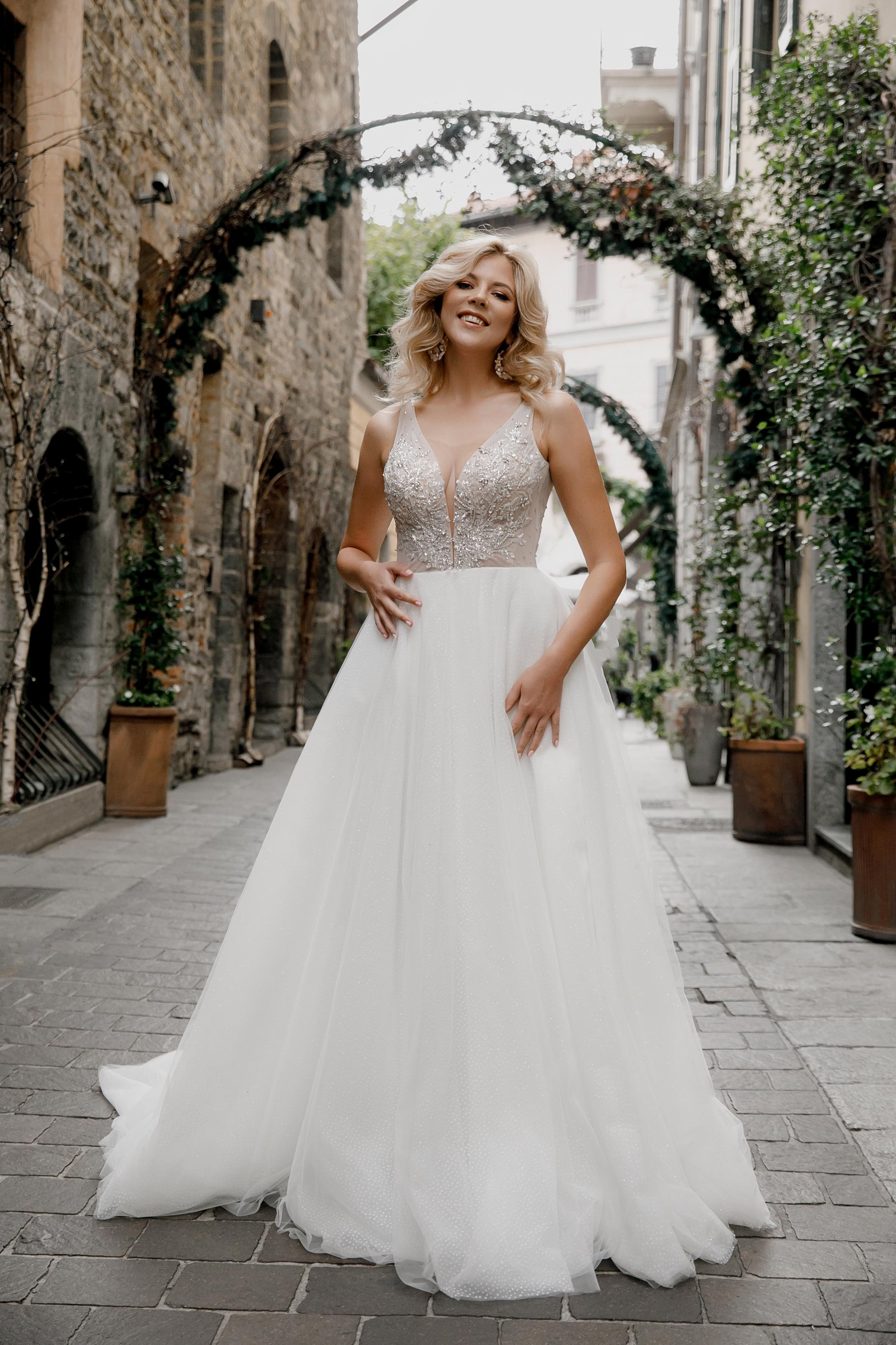 Iurkovski PHOTOGRAPHY in Europe. Luxury destination weddings and events