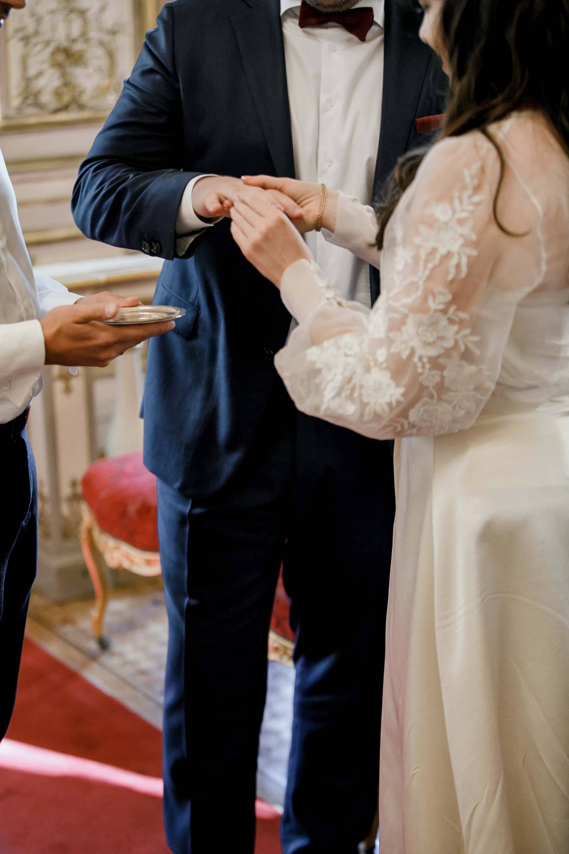 Autumn Paris Wedding Day. Iurkovski PHOTOGRAPHY in Europe. Luxury destination weddings and events