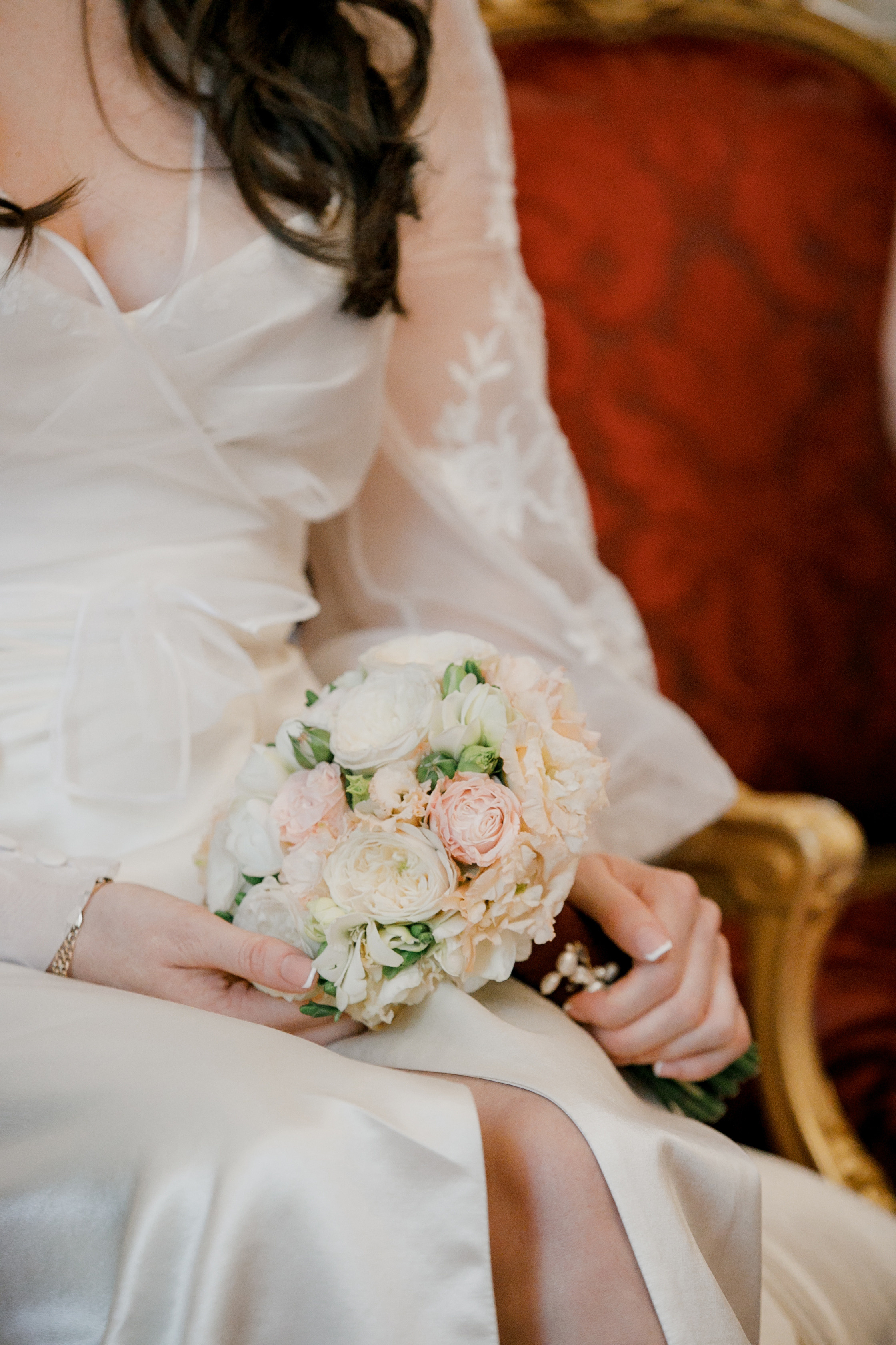 Autumn Paris Wedding Day. Iurkovski PHOTOGRAPHY in Europe. Luxury destination weddings and events