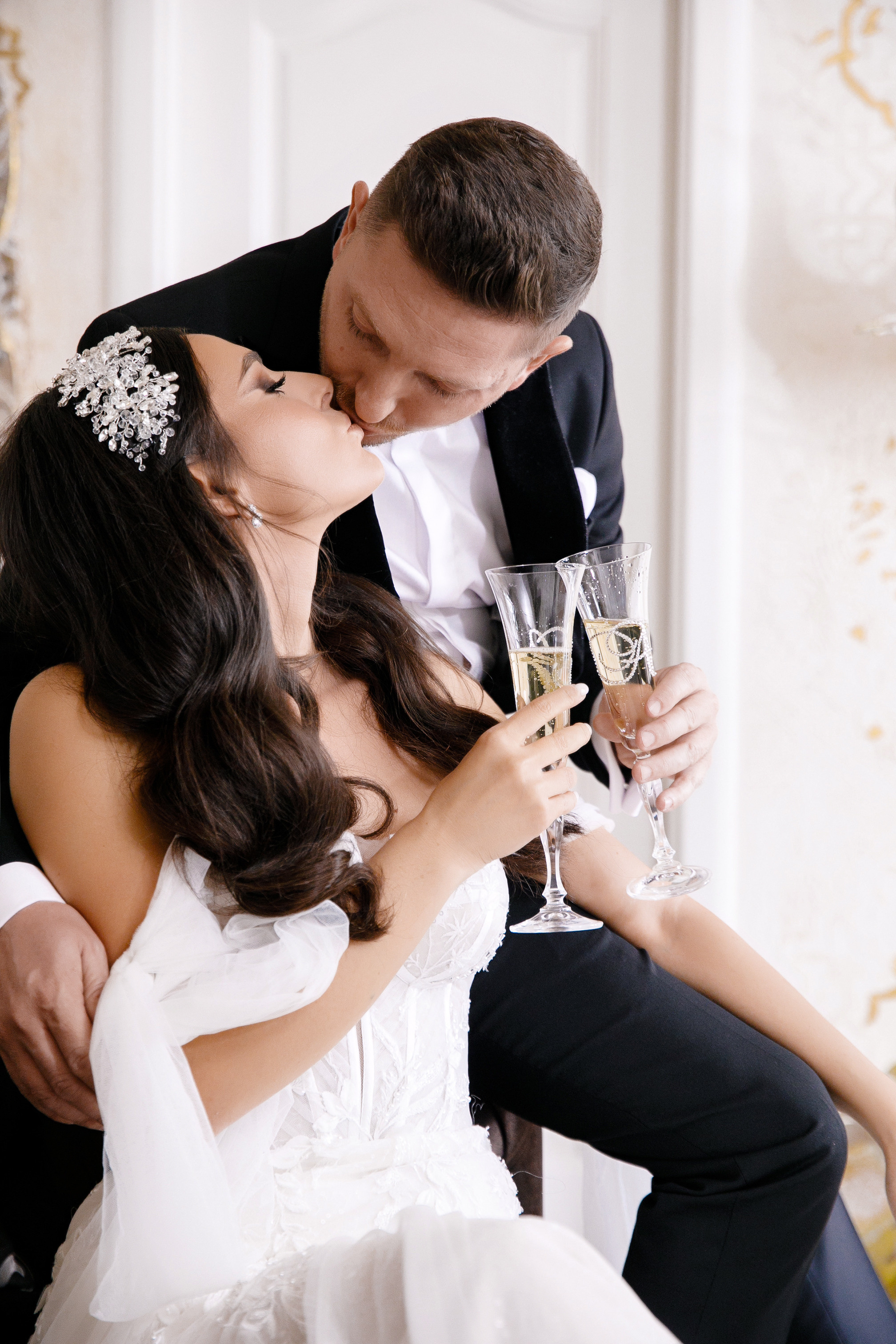 Romania Andrei&Gina Wedding Day. Iurkovski PHOTOGRAPHY in Europe. Luxury destination weddings and events