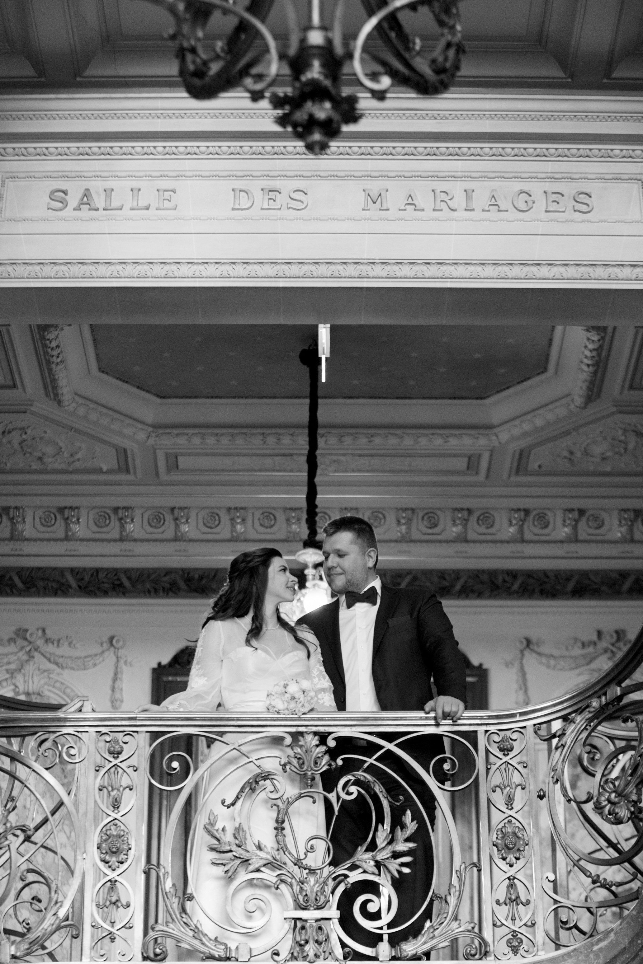 Autumn Paris Wedding Day. Iurkovski PHOTOGRAPHY in Europe. Luxury destination weddings and events