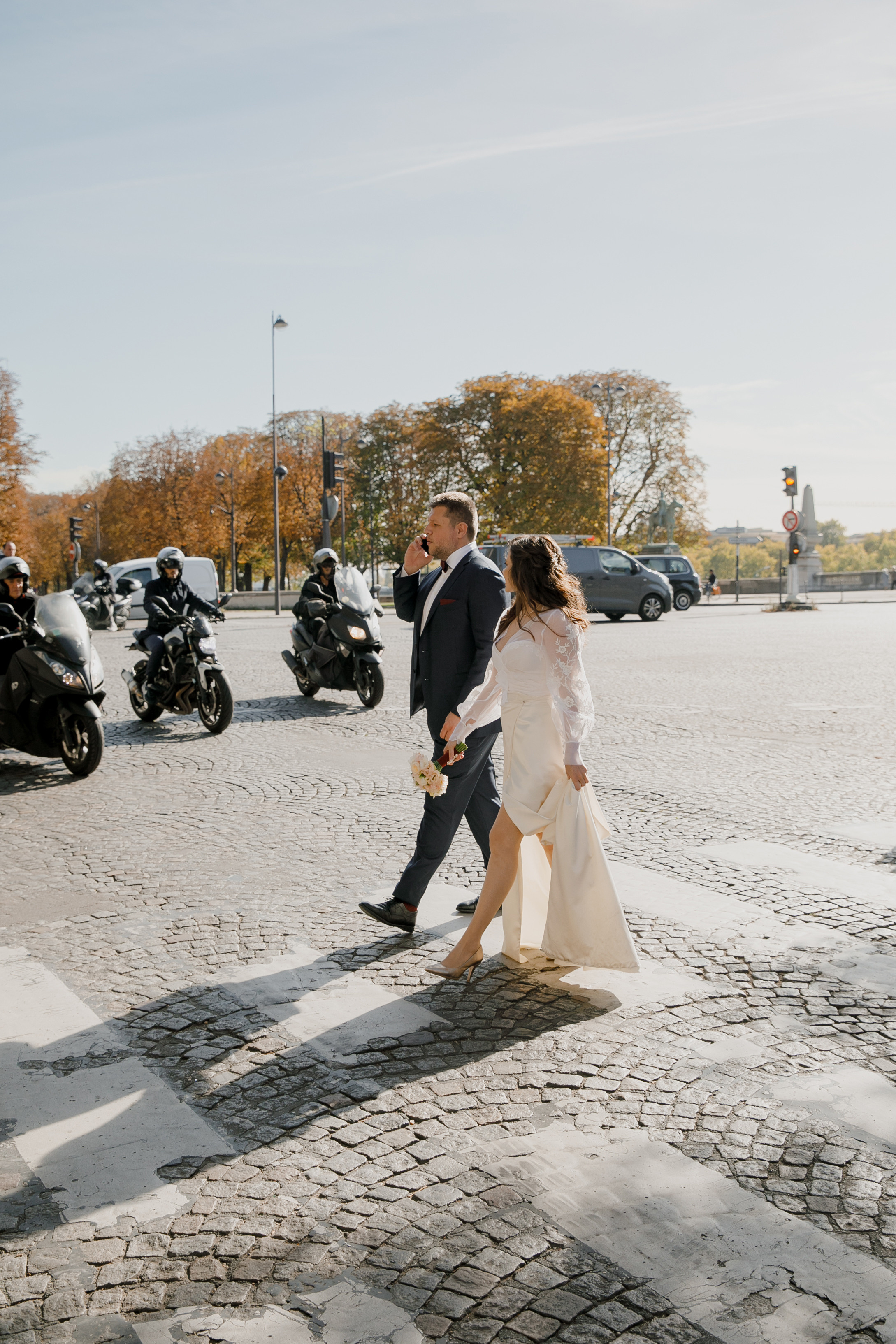 Autumn Paris Wedding Day. Iurkovski PHOTOGRAPHY in Europe. Luxury destination weddings and events
