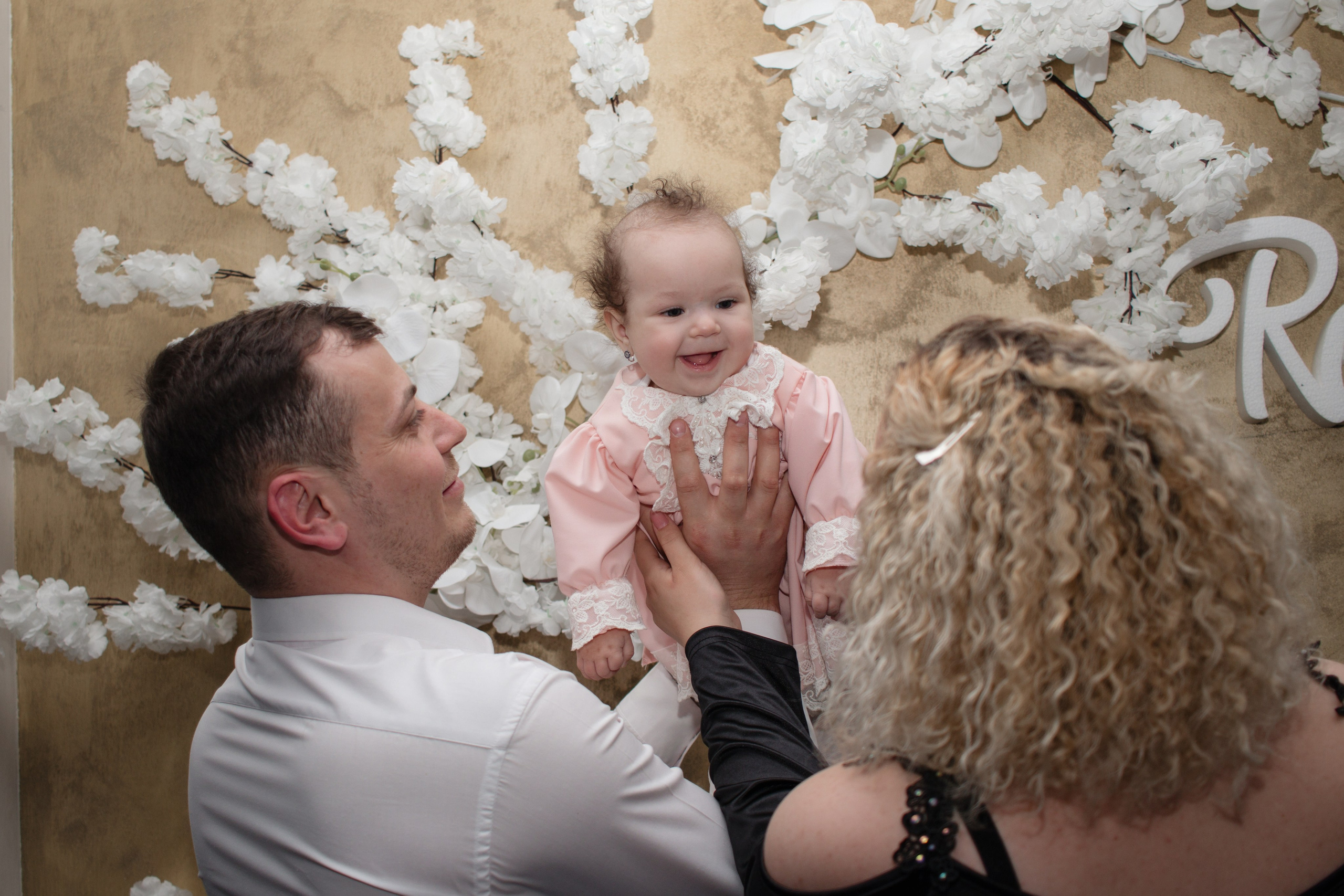 Iris. Fotograf si videograf — evenimente si studio