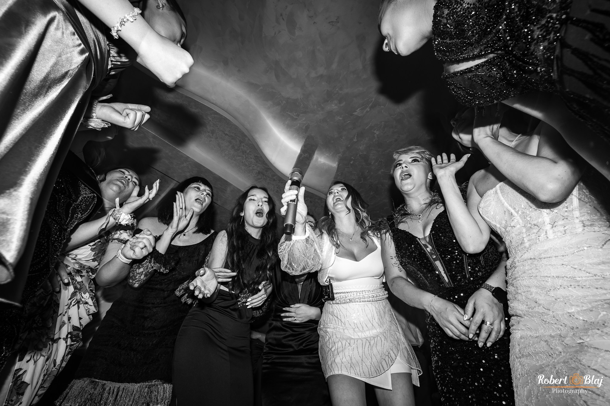 Alexandra & Vasy. Robert Blaj - Fotograf Nuntă Iași