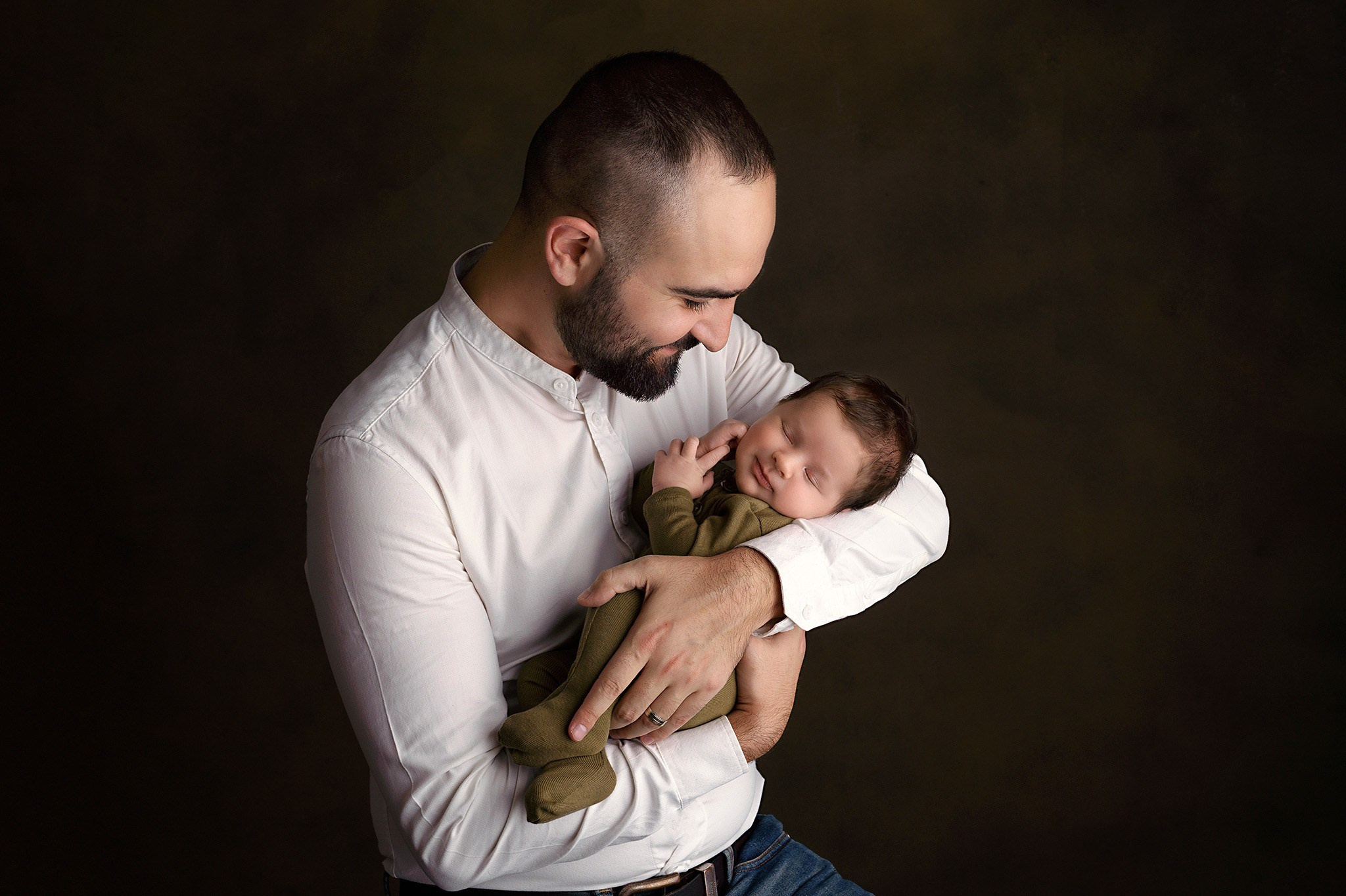 Newborn. Fotograf maternitate, nou-născuți și familie în Cluj-Napoca | Roxana Rusu