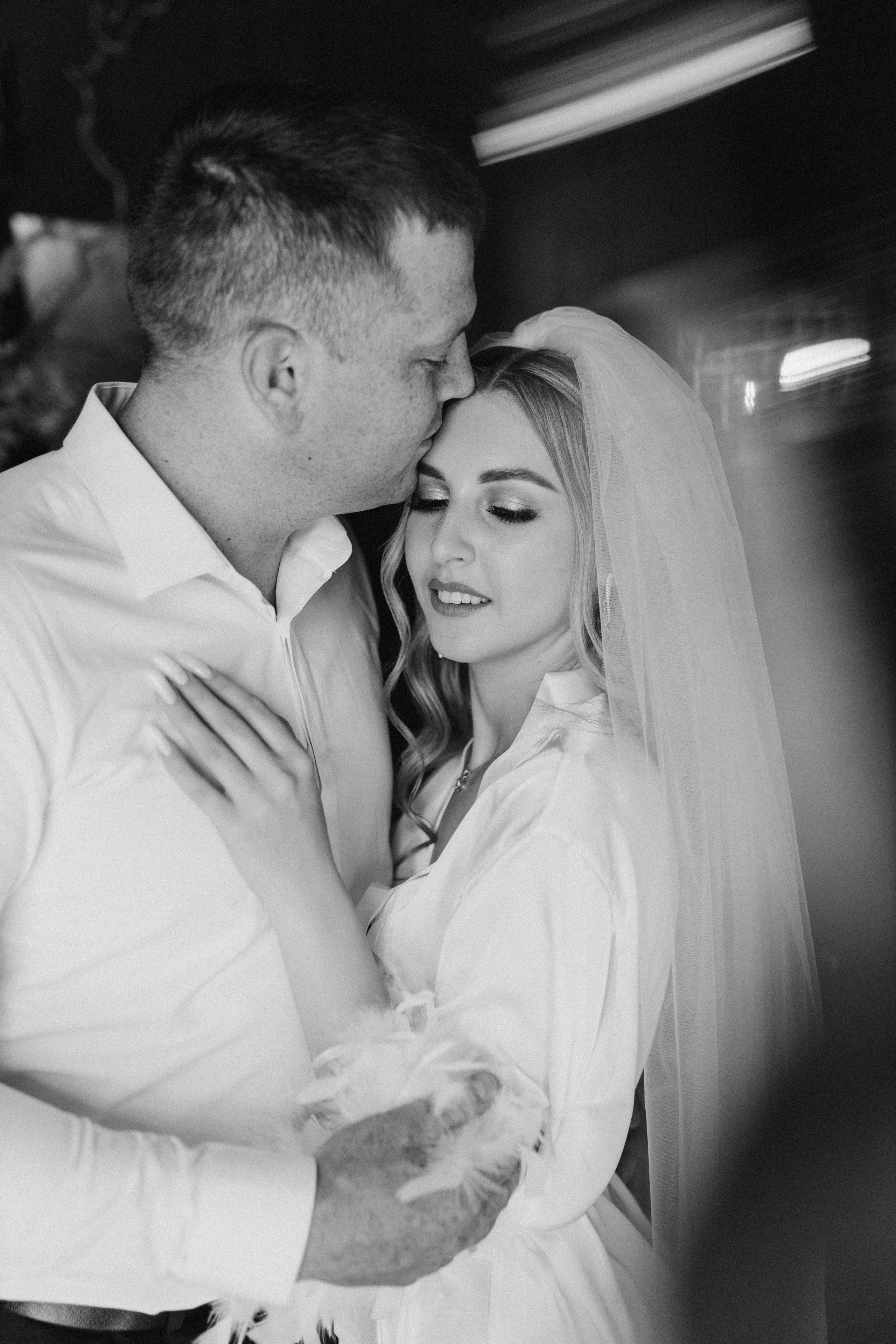 Nikolly & Constantin. Home