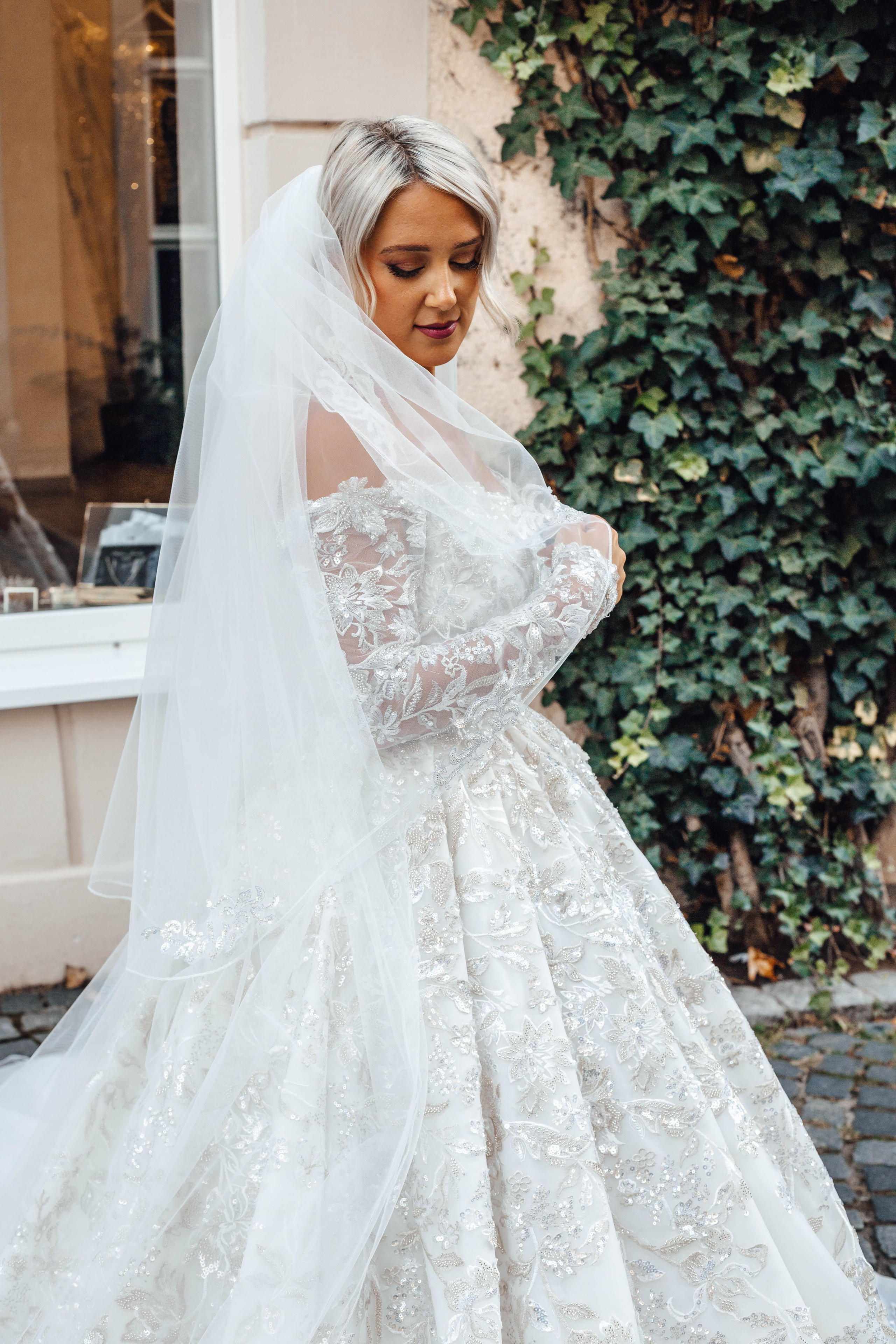 Dimeras Brautmode. Natalia Belov Familien - und Hochzeitsfotografin