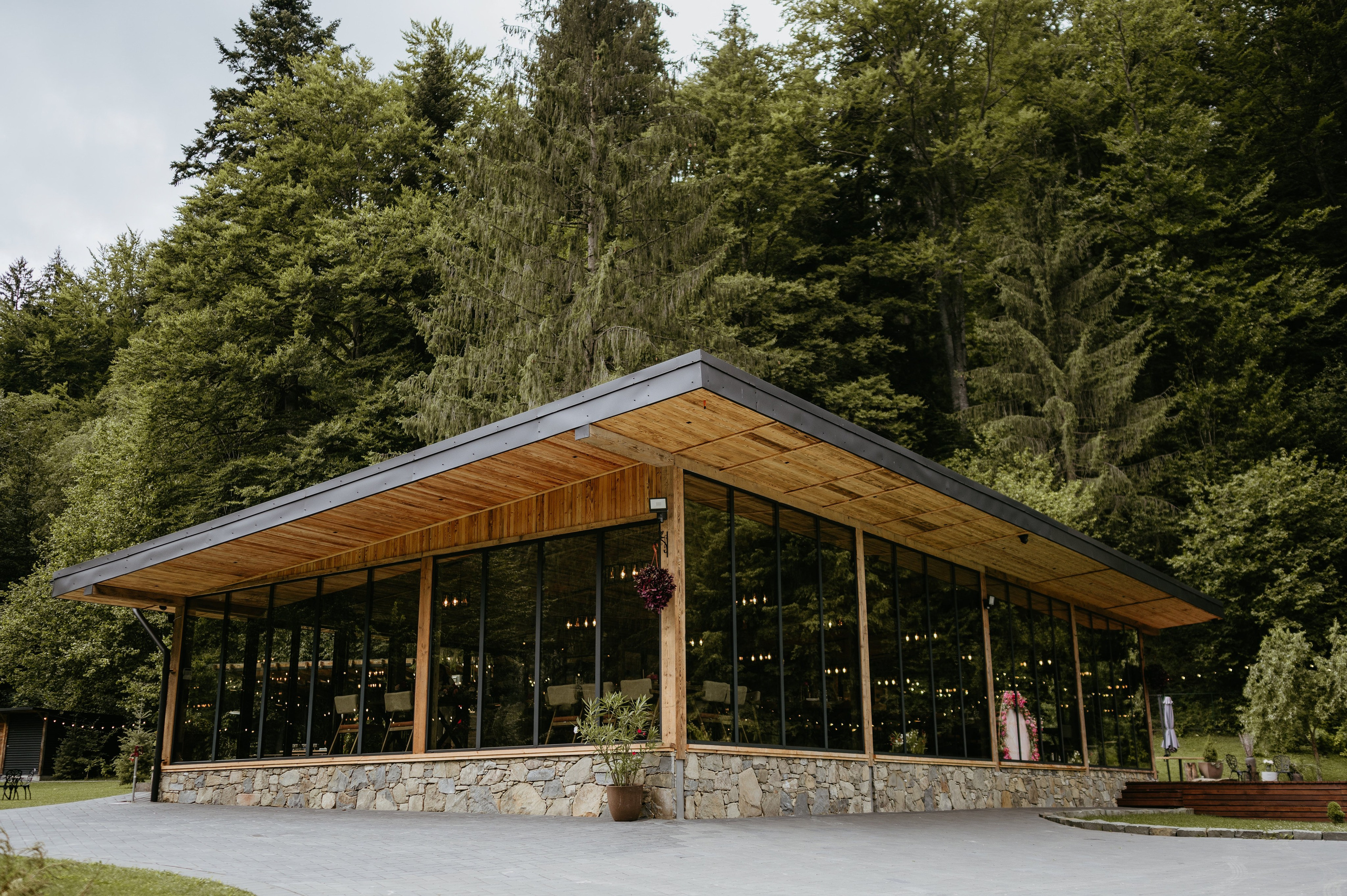 Flavio si Sarona. Valentin Melen - fotograf de nunta 🤍