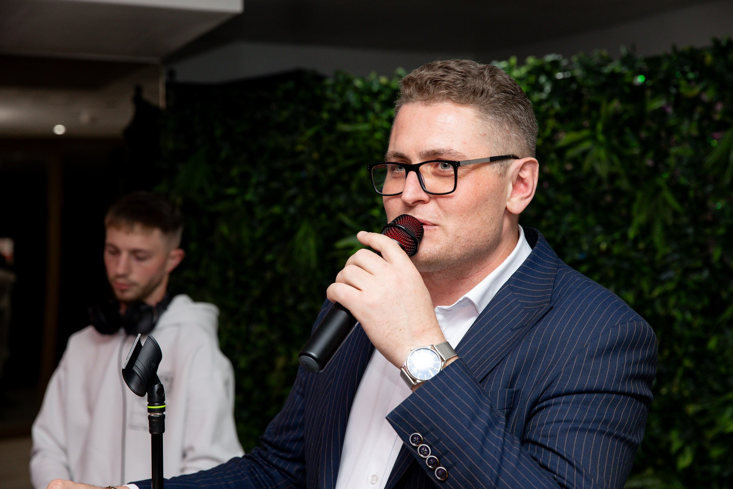 Parties. Https://valphoto.wfolio.pro/