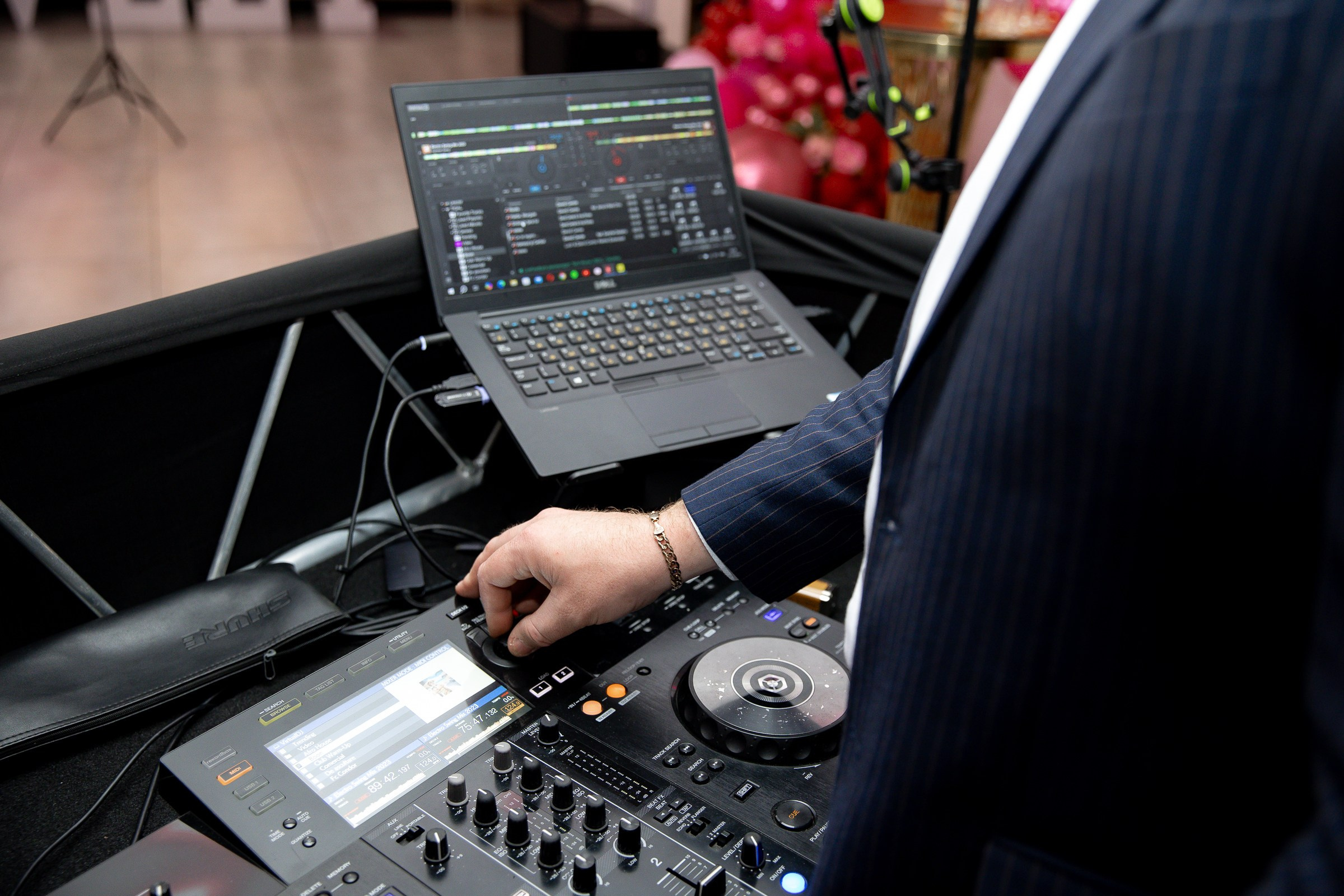 Parties. Https://valphoto.wfolio.pro/