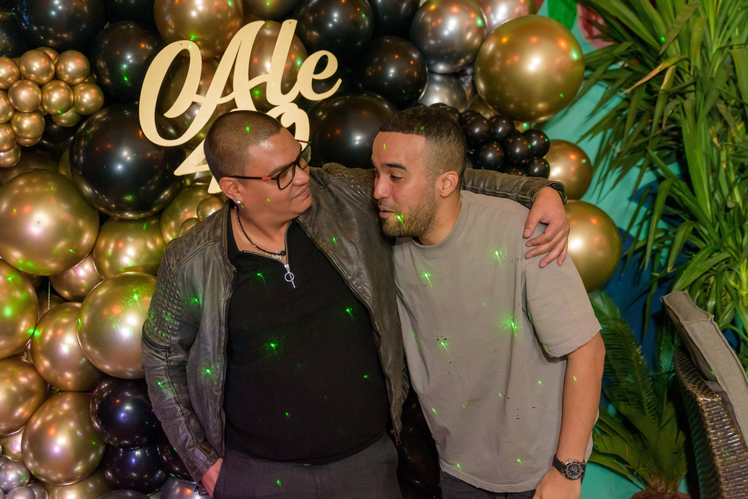 40th anniversary, birthday photographer, birthday parties, club photography, party photographer, private party photographer, Cuban club photographer, Bucharest photographer, professional photographer Bucharest