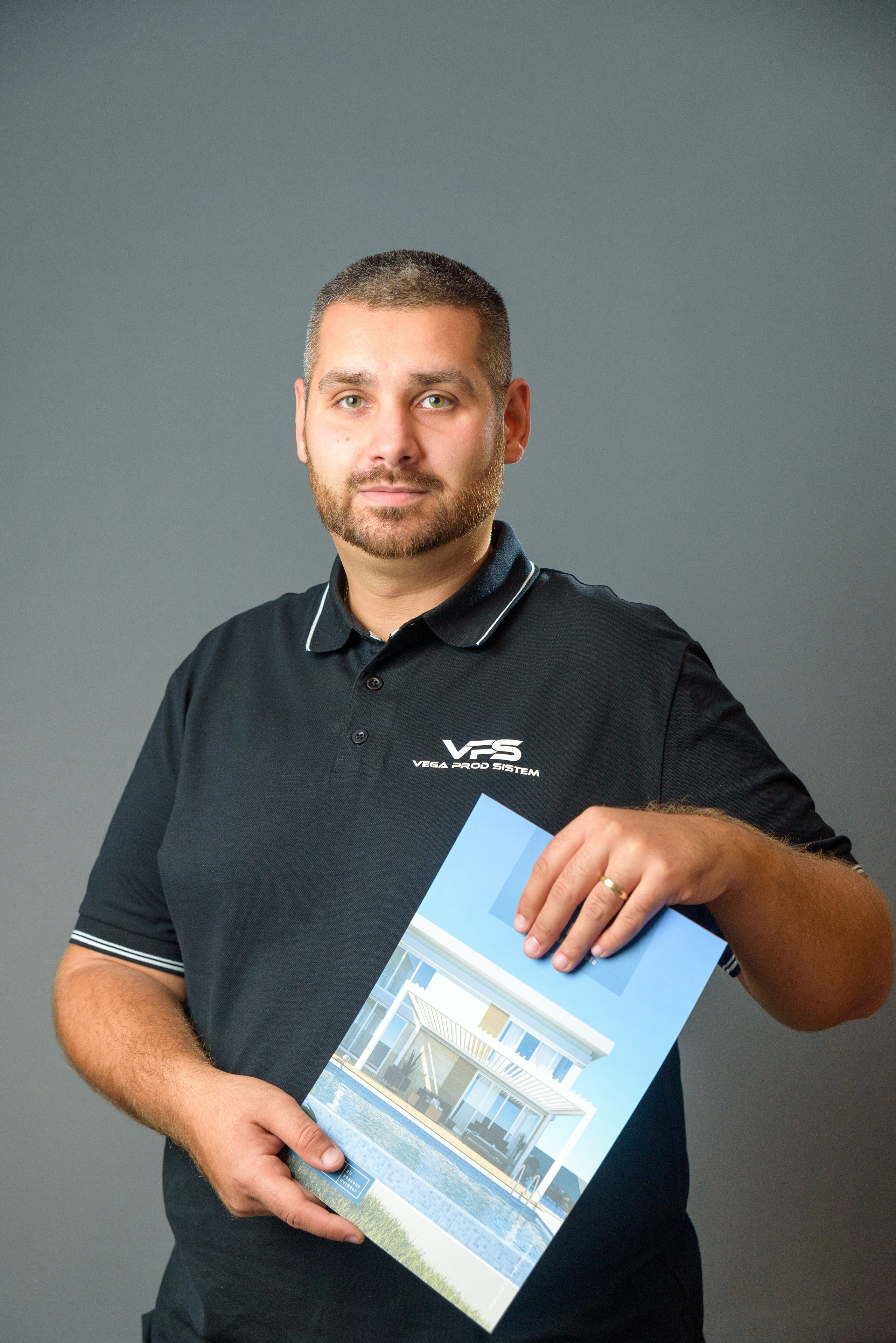 Fotografii business. Wedding photographer from Bucharest Eugen Elisei