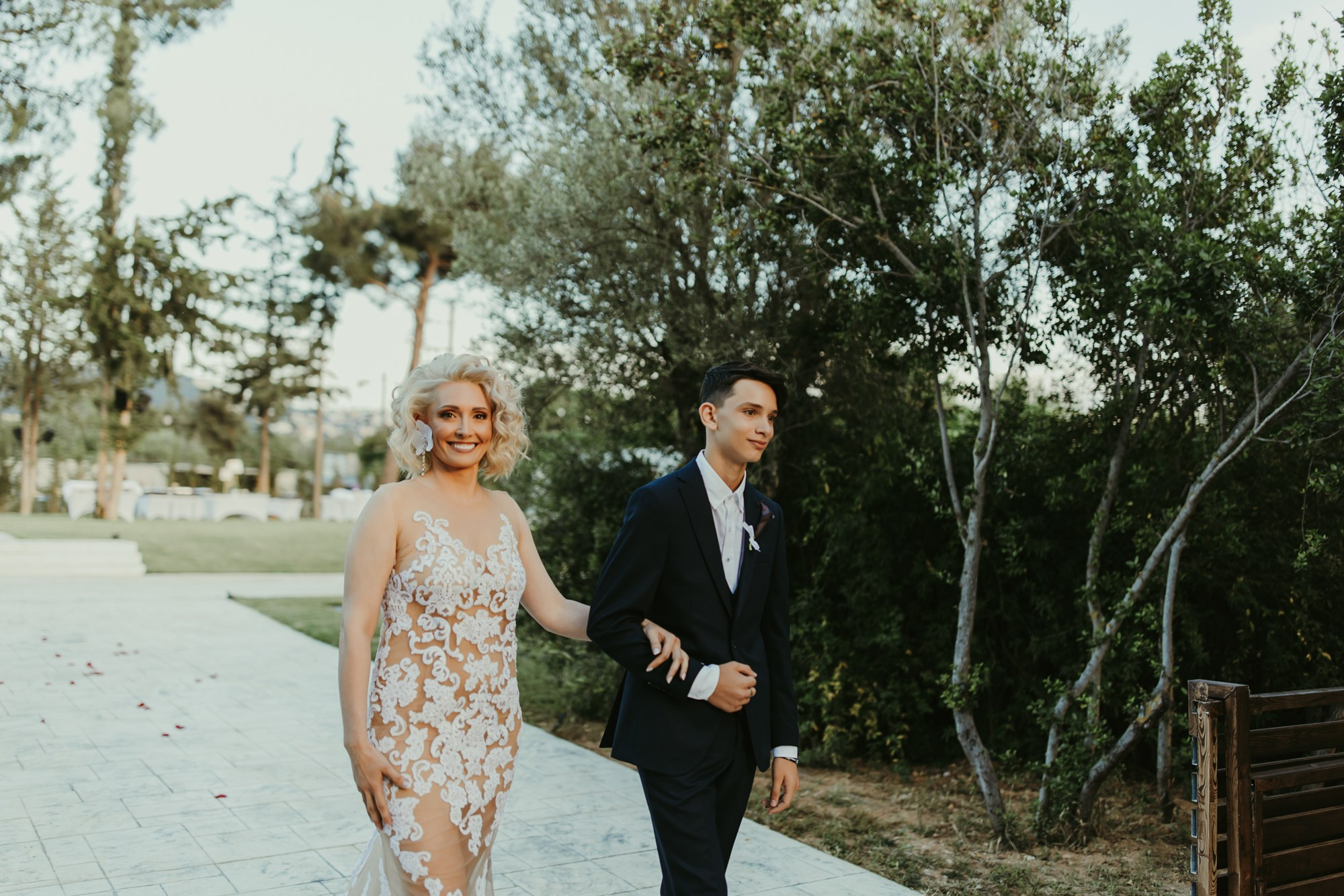 Lambros-Adriana. Fotograf și videograf de nuntă R. Moldova, Romania