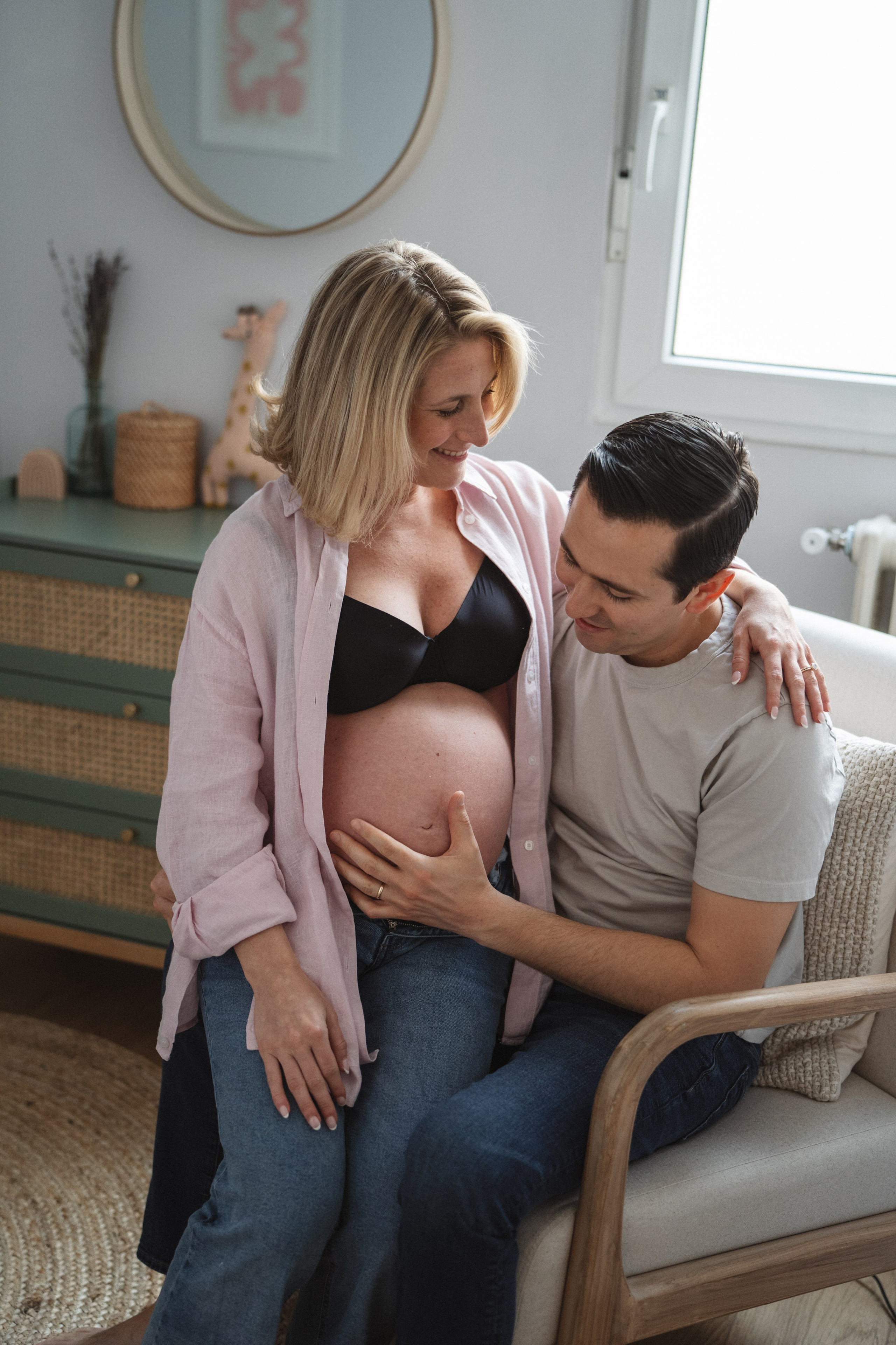 Pregnancy and family portrait photographer. maternity photoshoot. Photographer in Madrid, Spain. Alyona Belyaninova