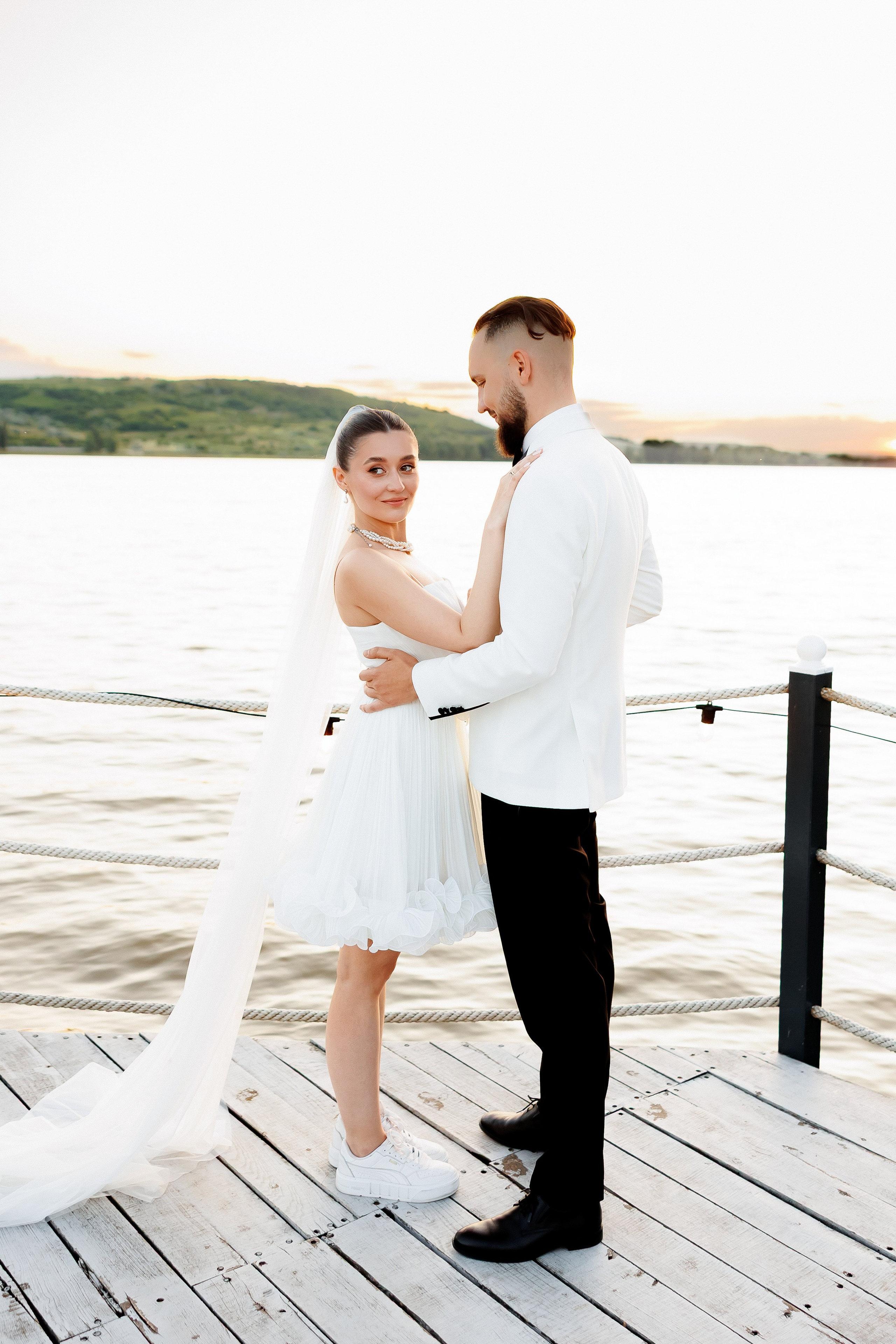 Florin & Corina — Complexul Turistic Costesti — Wedding Day. Servicii Foto și Video 067188353