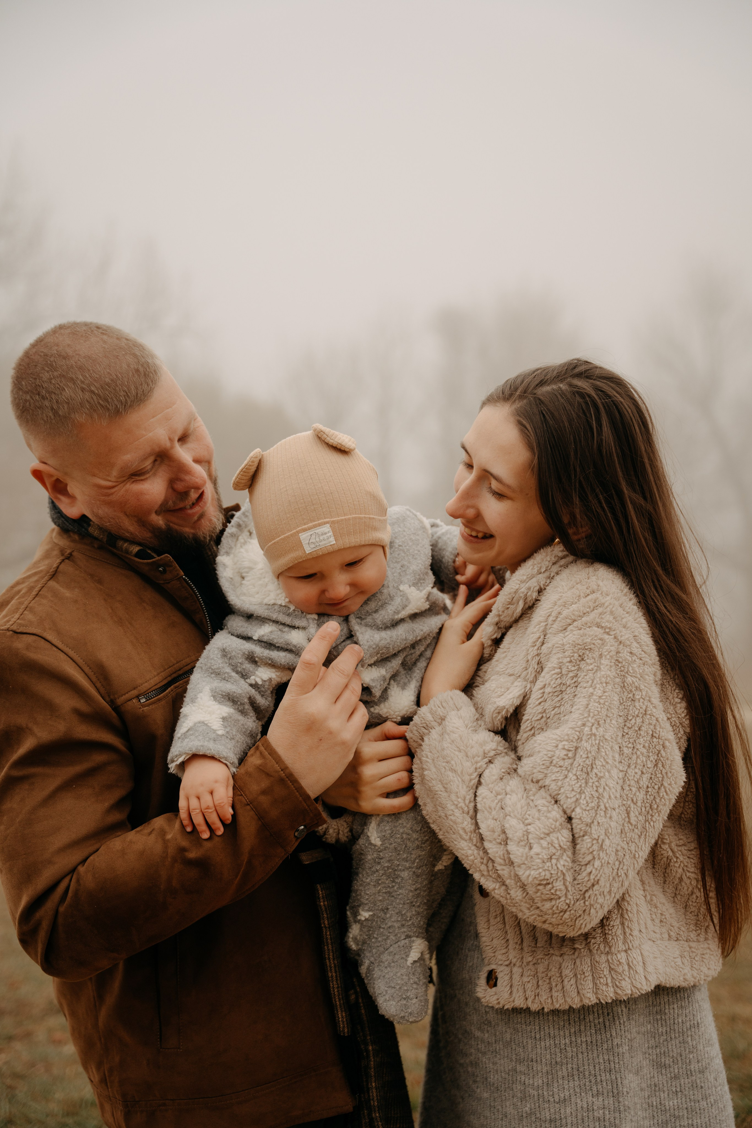 Bendegúz a ködös Normafán. Kezdőlap