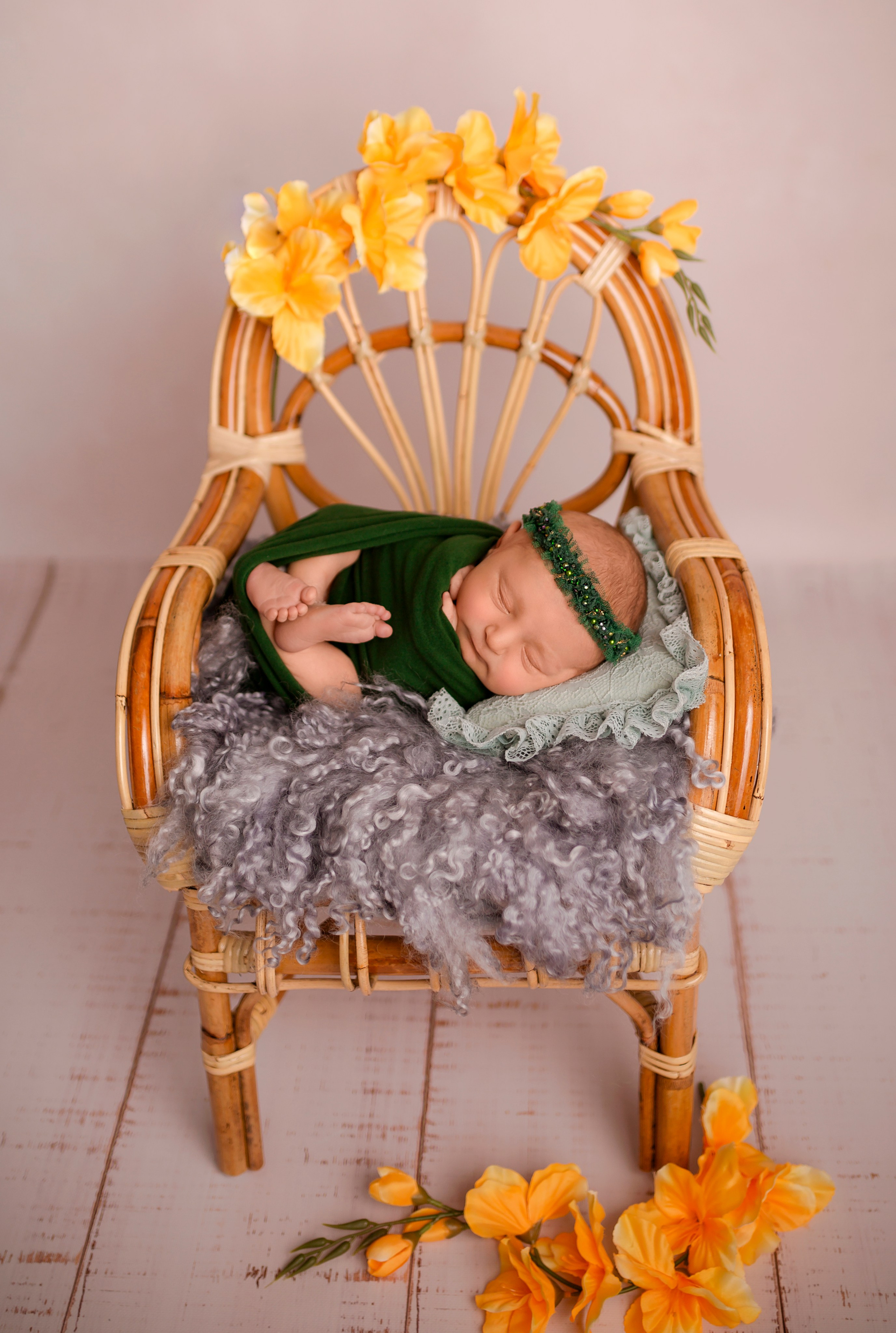 Neugeborene. Neugeborenen, Kinder, Familie Fotografin Oberhausen NRW Marina Lykov