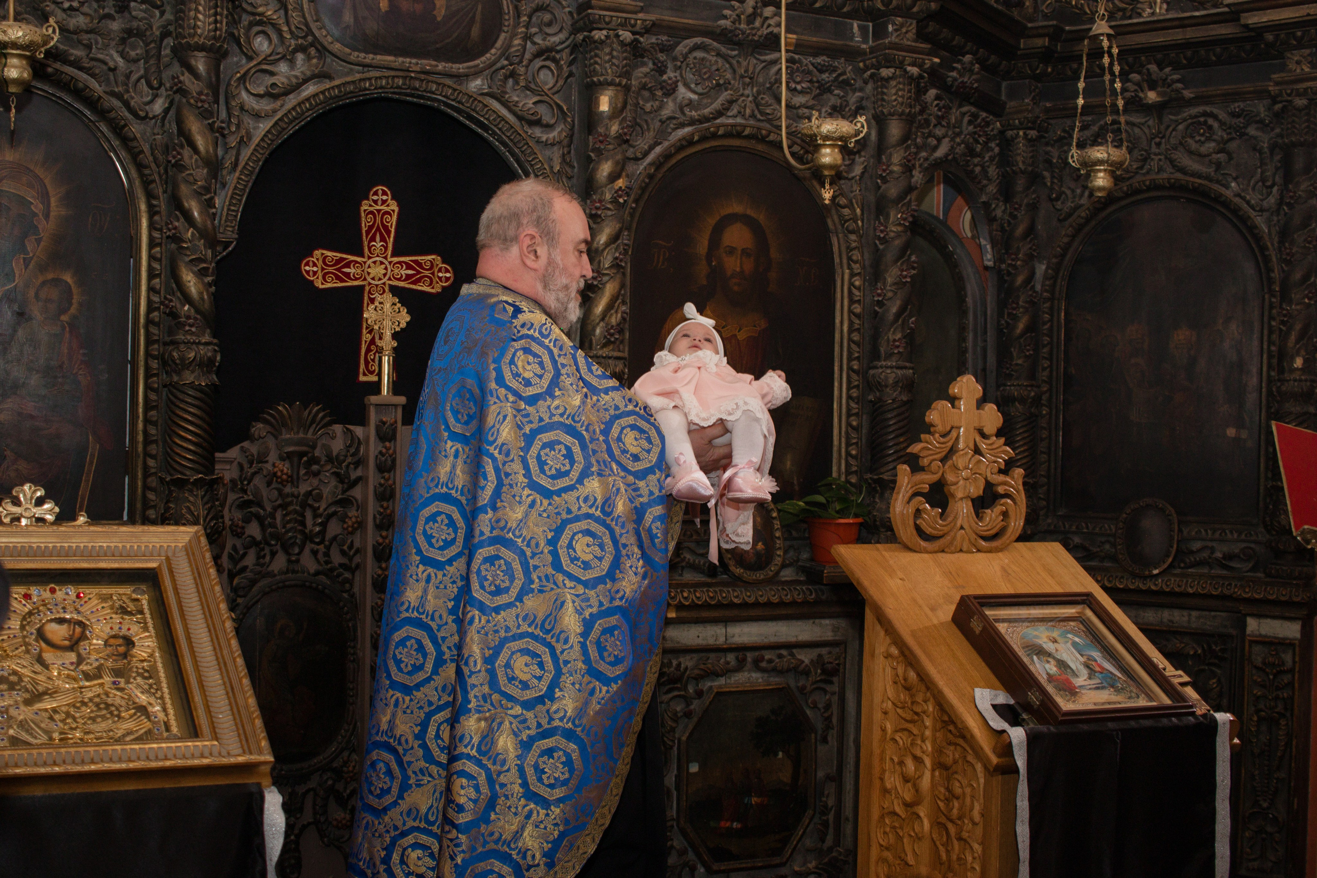 Iris. Fotograf si videograf — evenimente si studio