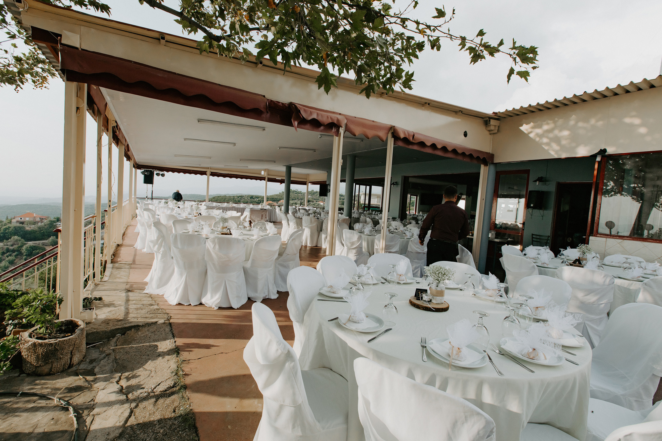 Irini & Kostantinos. Wedding photographer and videographer