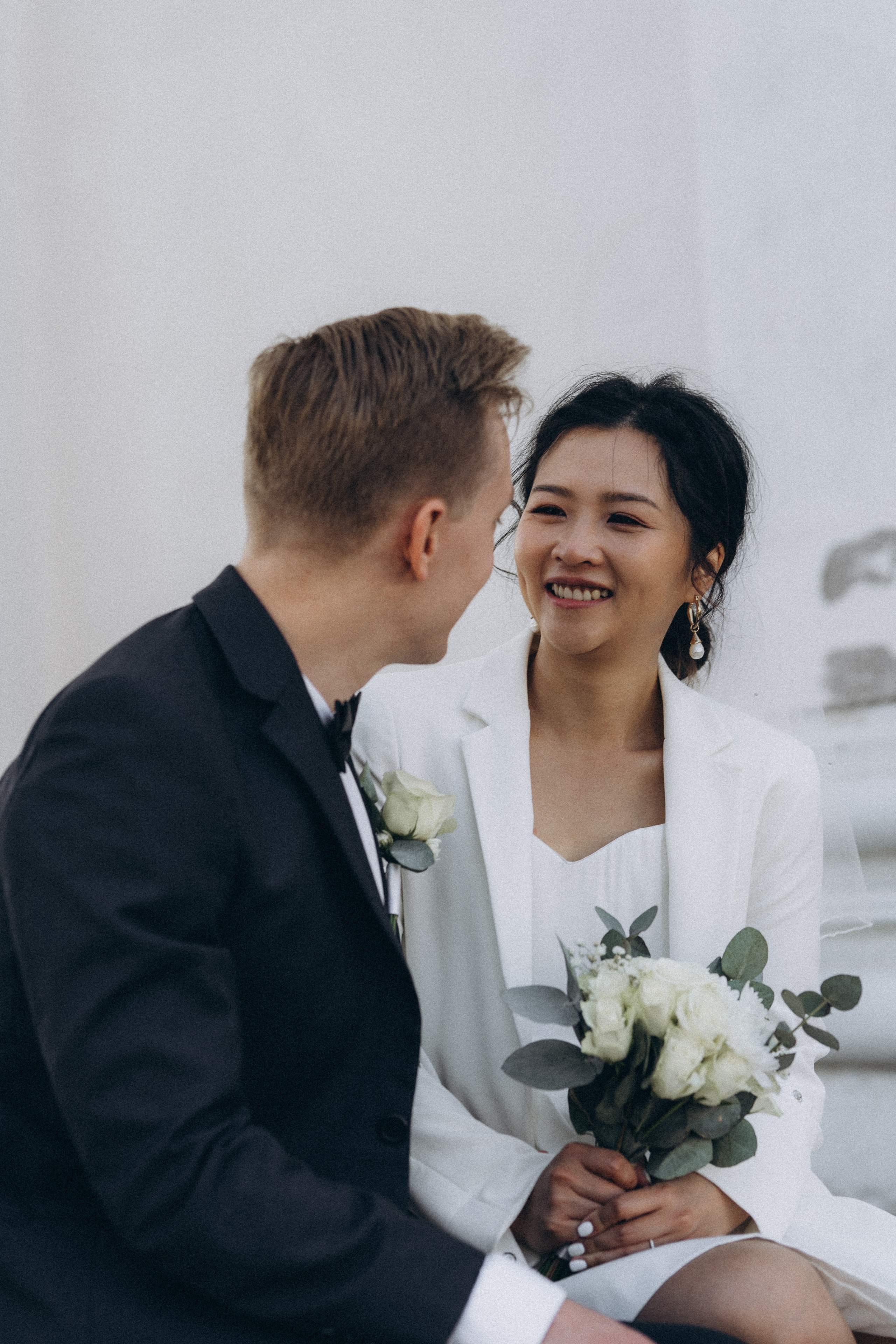 Wedding, couple, lovestory. Wedding and portrait photographer in Helsinki Vickan O