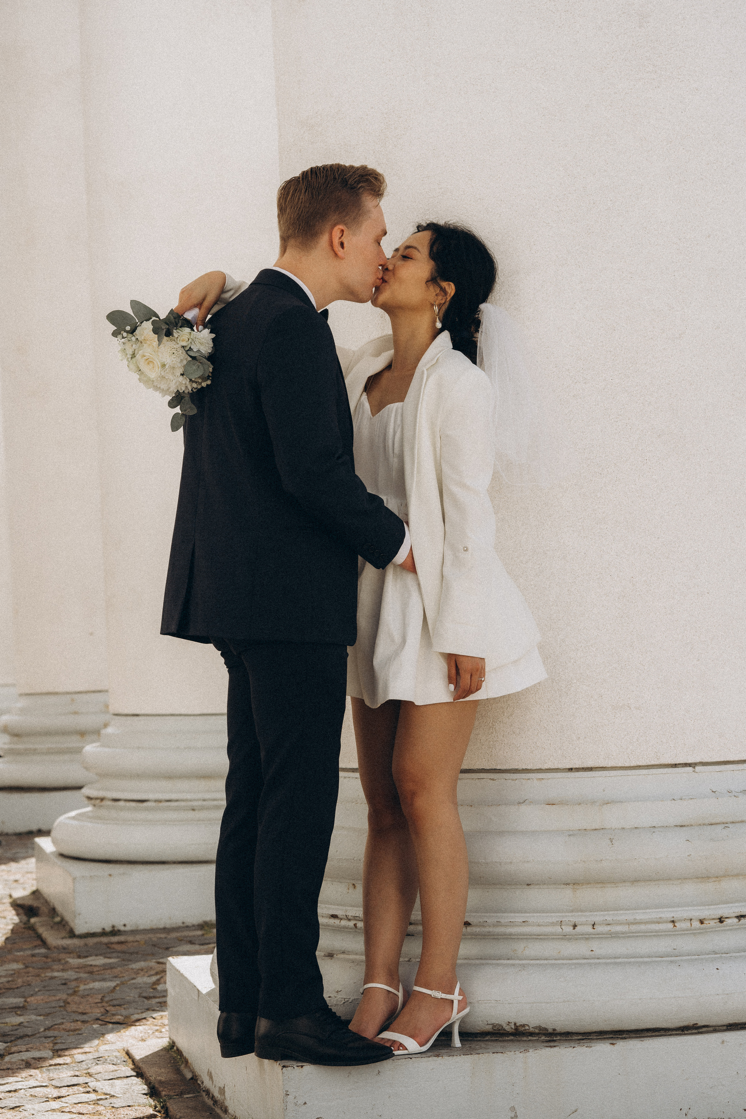 Wedding, couple, lovestory. Wedding and portrait photographer in Helsinki Vickan O