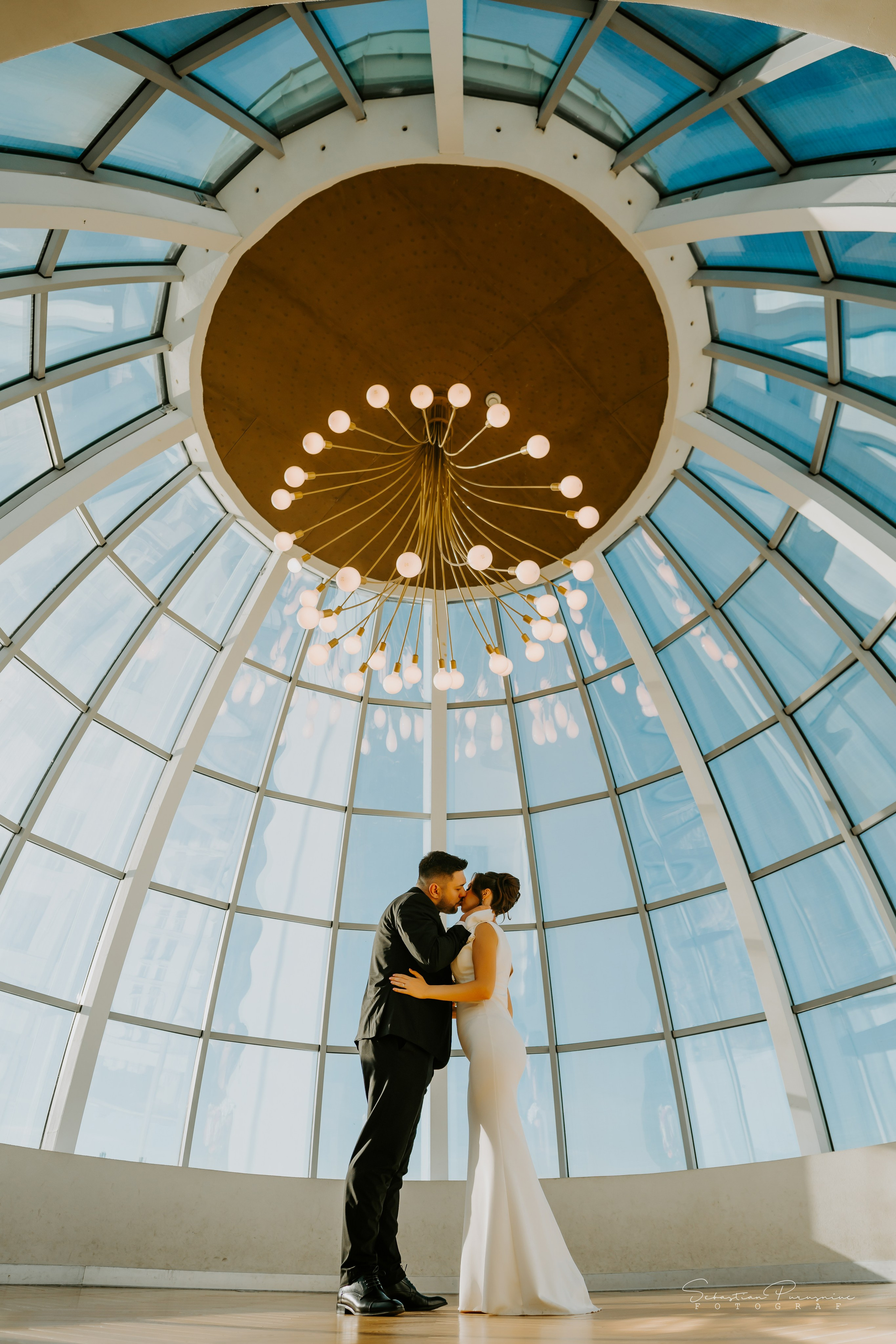 Ana & Bogdan. Sebastian Purusniuc Fotograf - Iasi