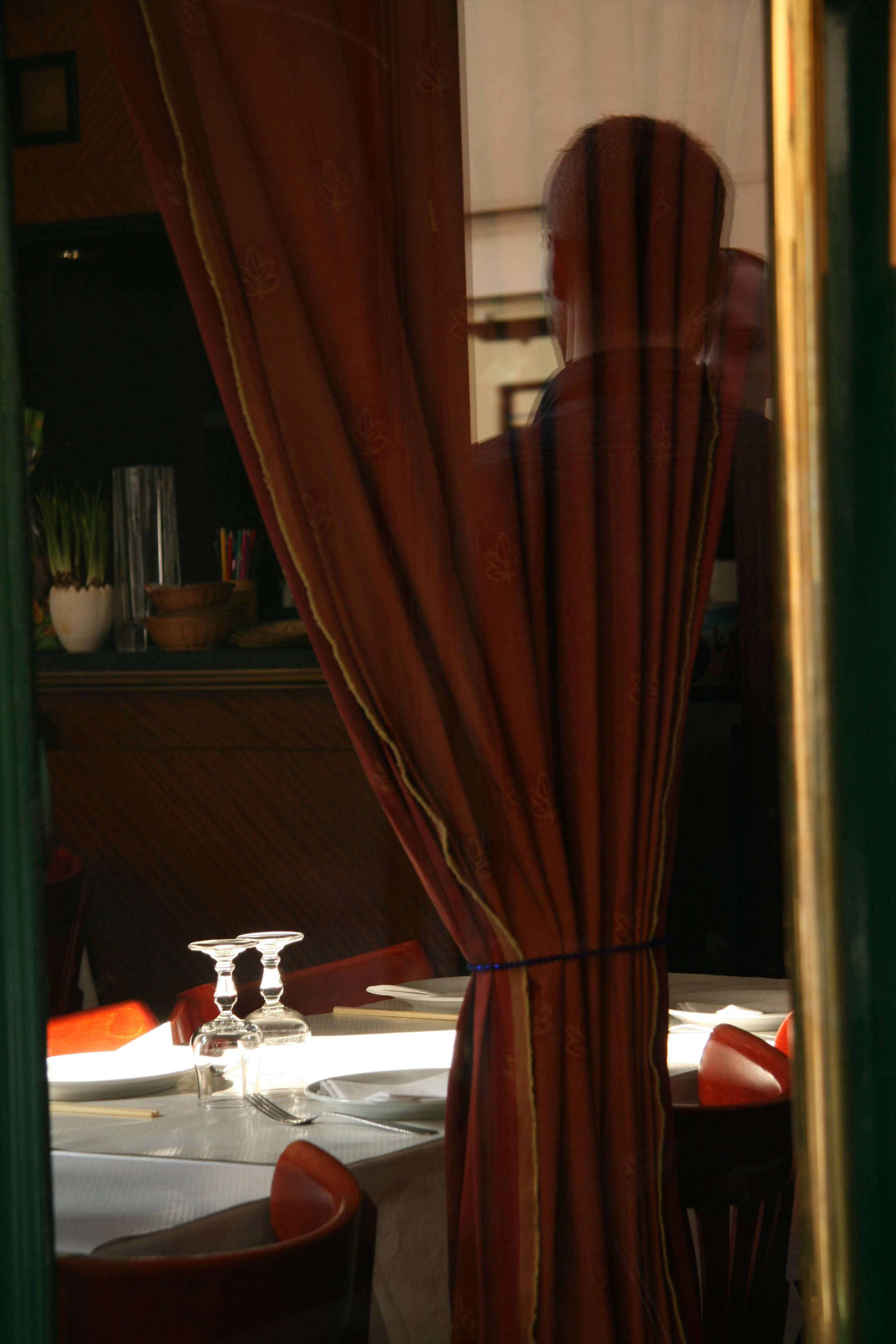 Paris. Natalia Bogdanovska. Films et photographie corporate en France