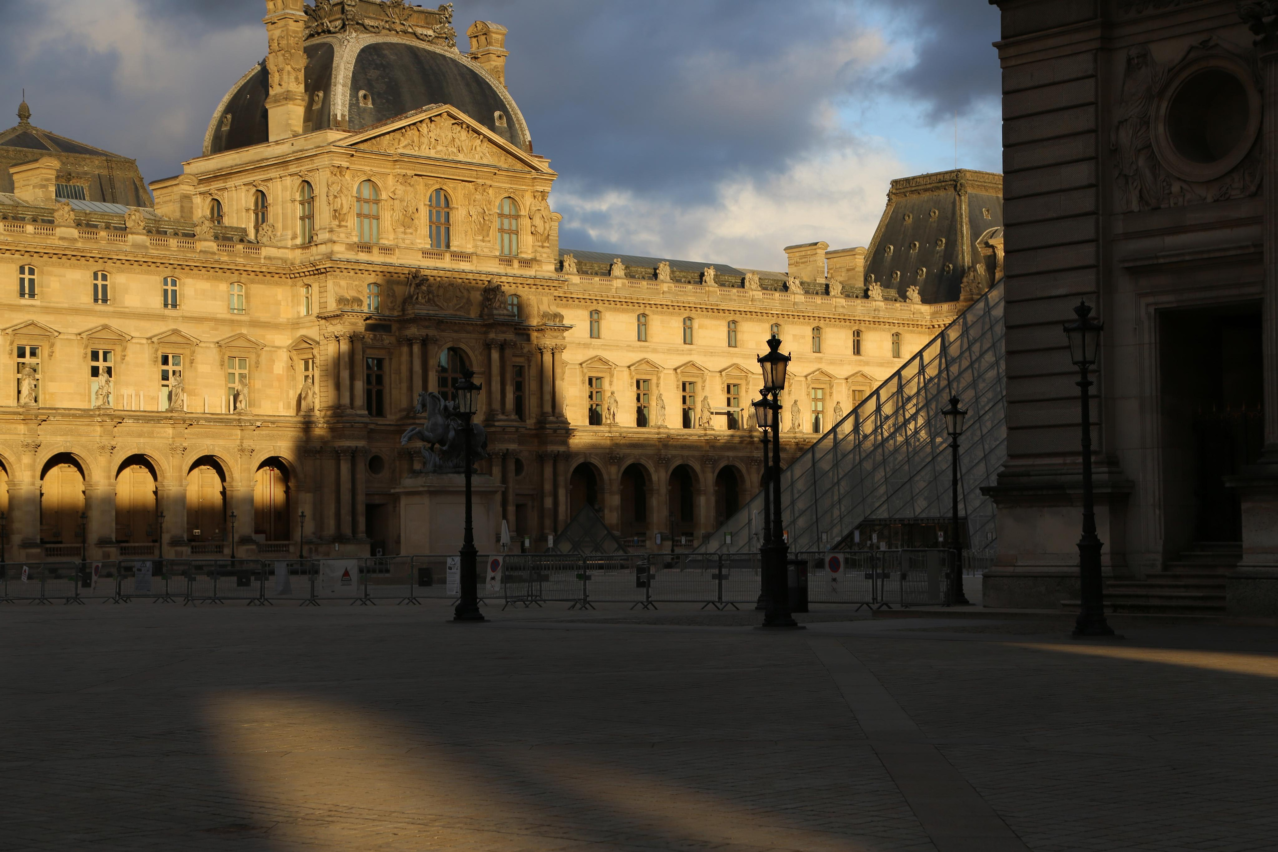 Paris. Natalia Bogdanovska. Films et photographie corporate en France