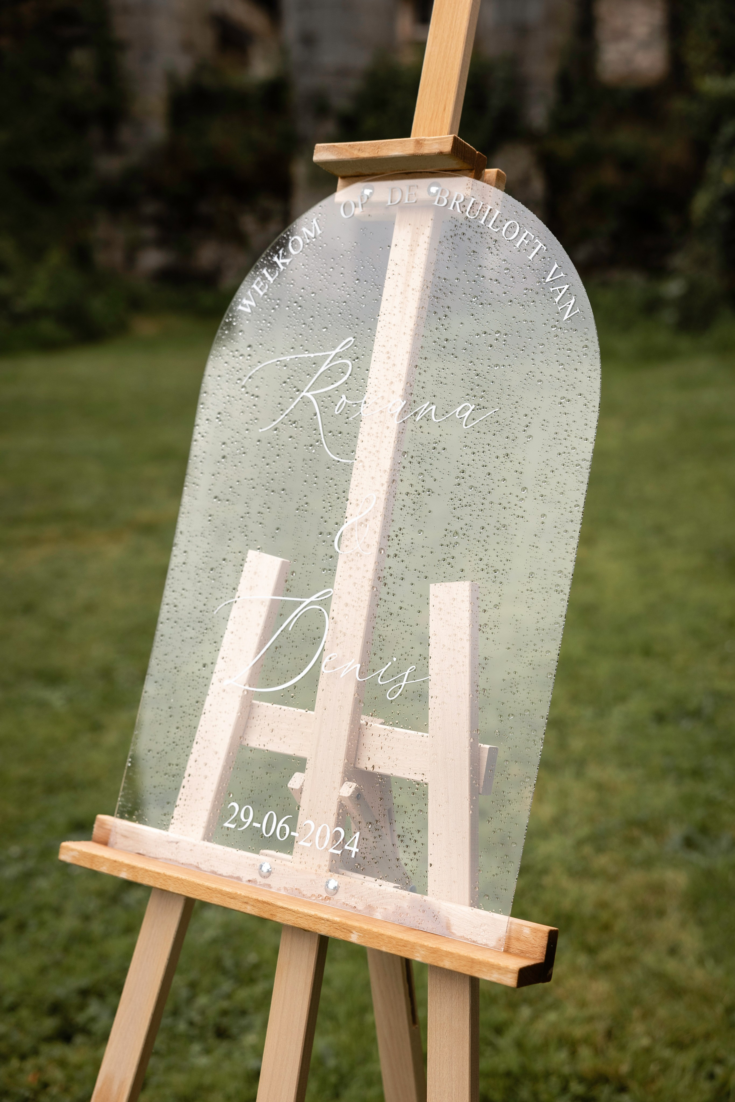 Roxane & Denis. Wedding at Abbaye du Palais, Thauron, France. June 29, 2024. Евгения Смирнова — фотограф в Тулузе и юго-западной Франции