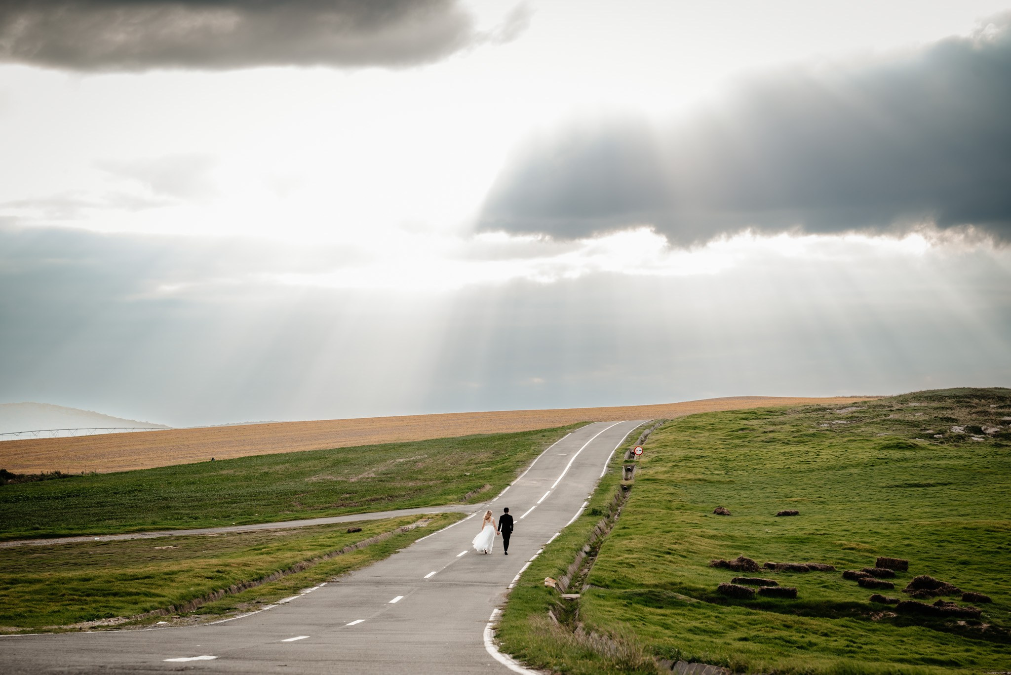 Alexandra & Robert. Www.besttalesstudio.com