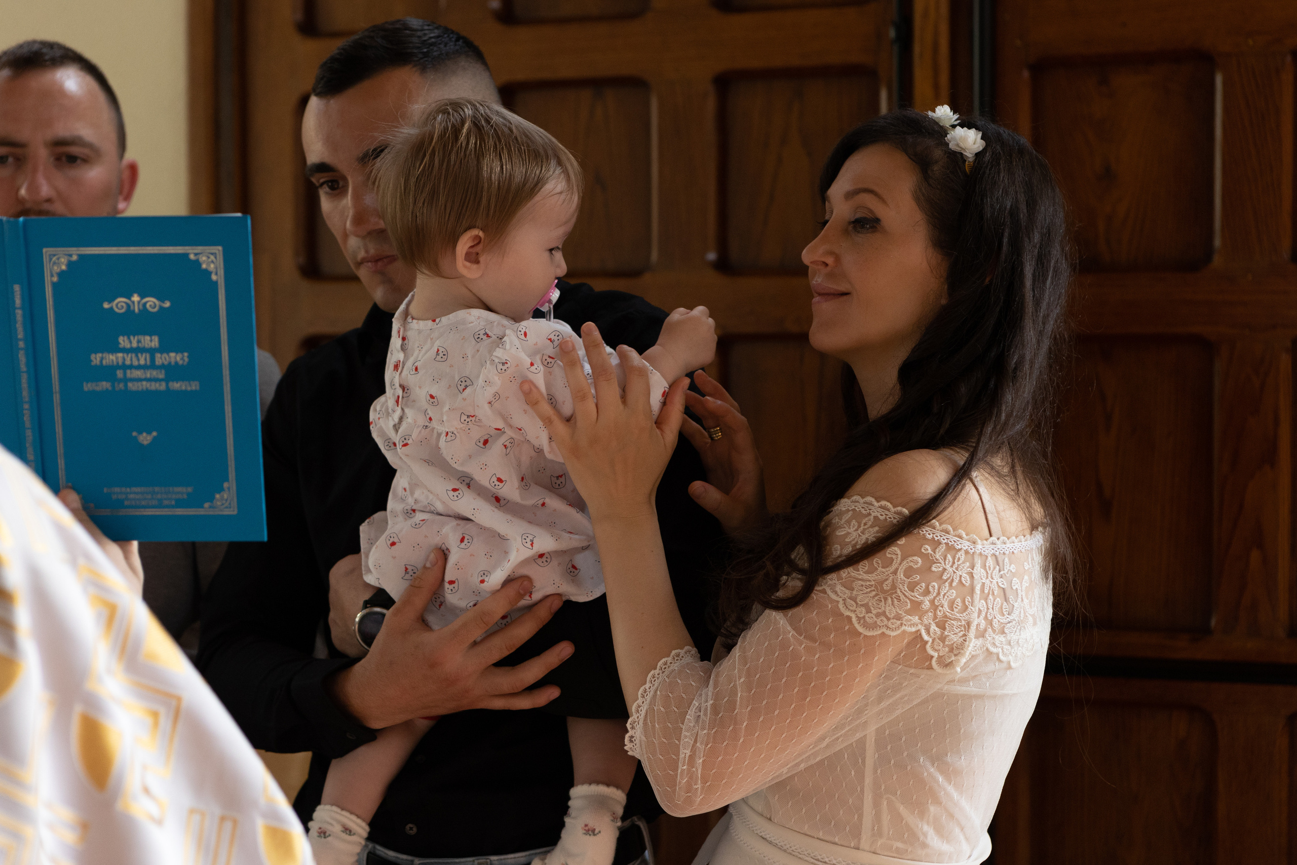 Baptêm de Charlotte. Eugenie Smirnova — wedding, corporate and lifestyle photographer in Toulouse and Southwest France