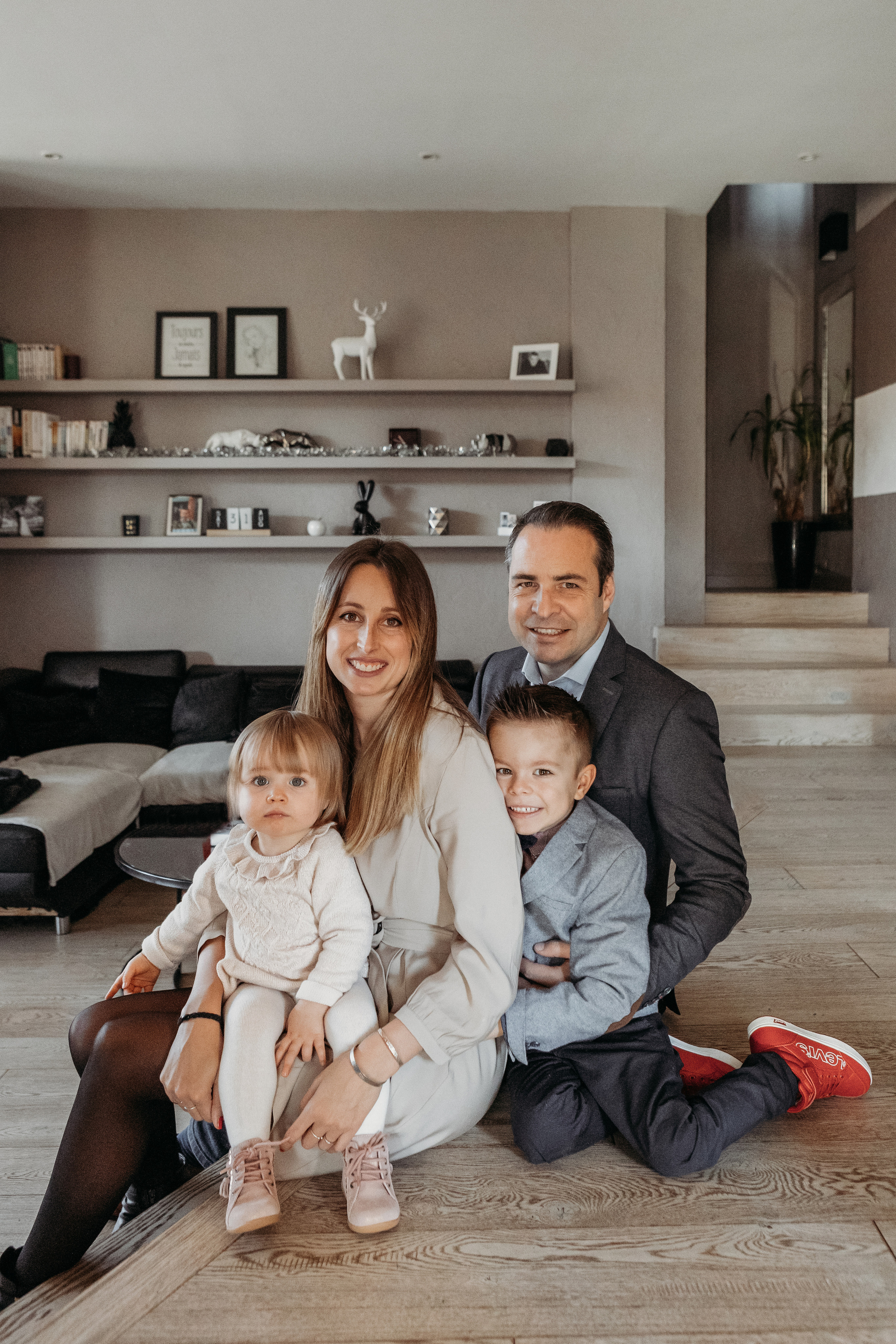 Baptême de Roxane. Eugenie Smirnova — wedding, corporate and lifestyle photographer in Toulouse and Southwest France