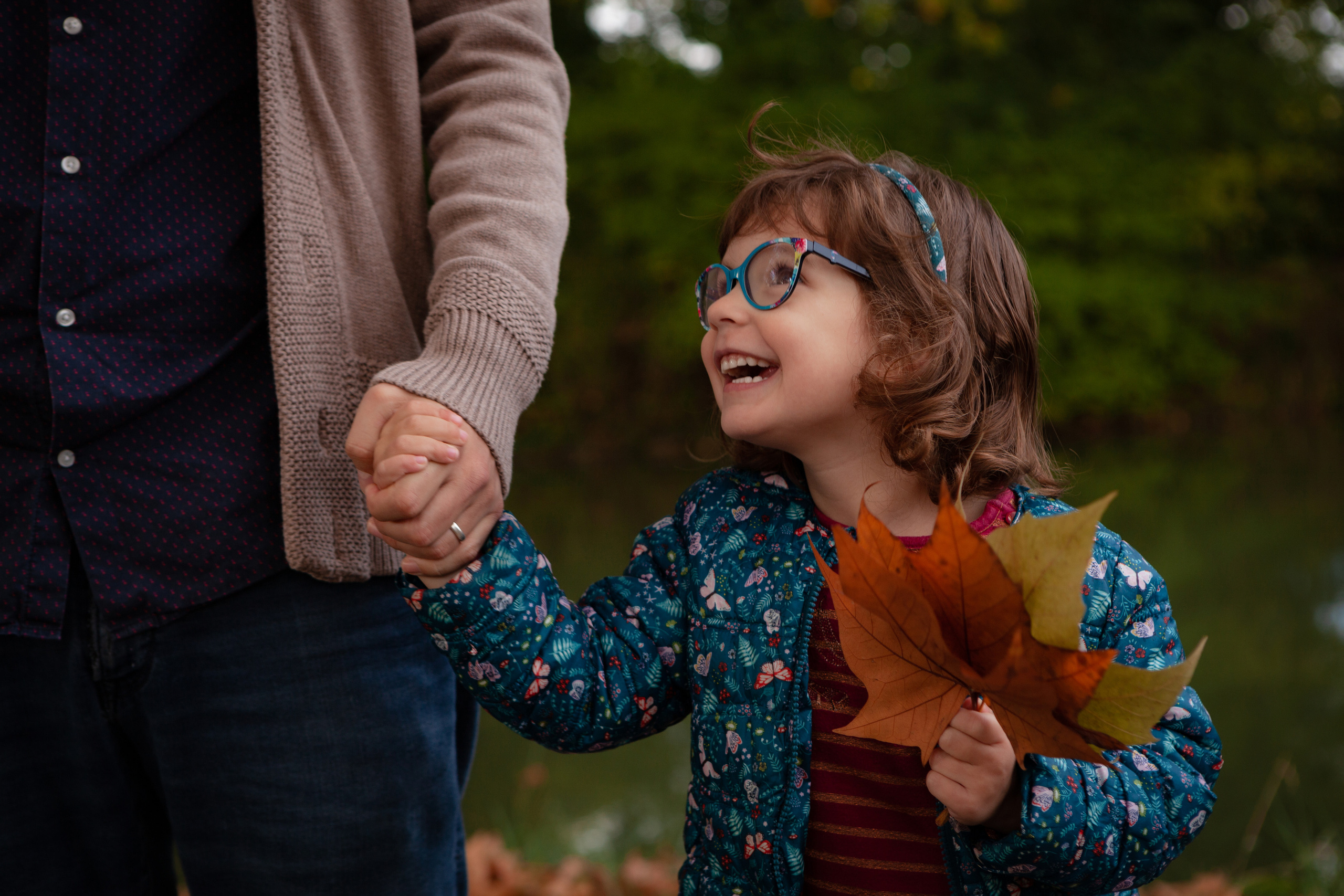 Family session at Toulouse by Canal du Midi. Eugenie Smirnova — wedding, corporate and lifestyle photographer in Toulouse and Southwest France