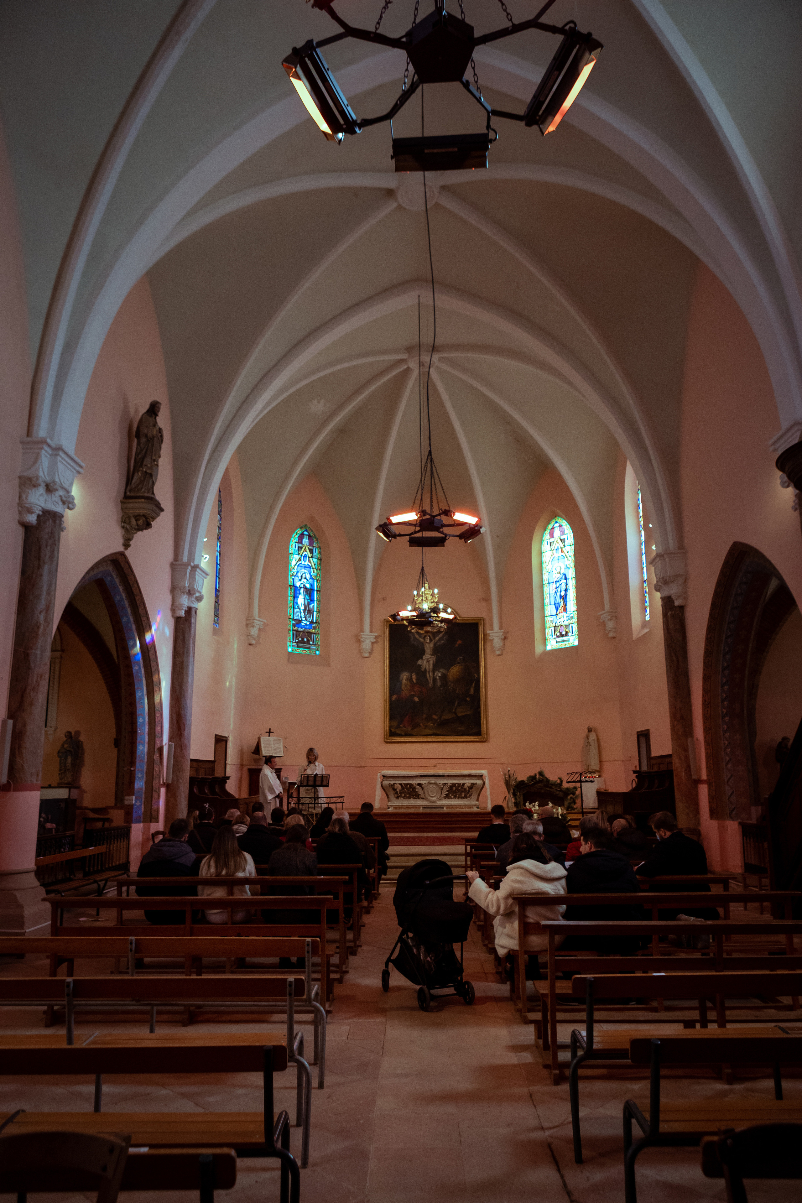 Baptême de Roxane. Eugenie Smirnova — wedding, corporate and lifestyle photographer in Toulouse and Southwest France