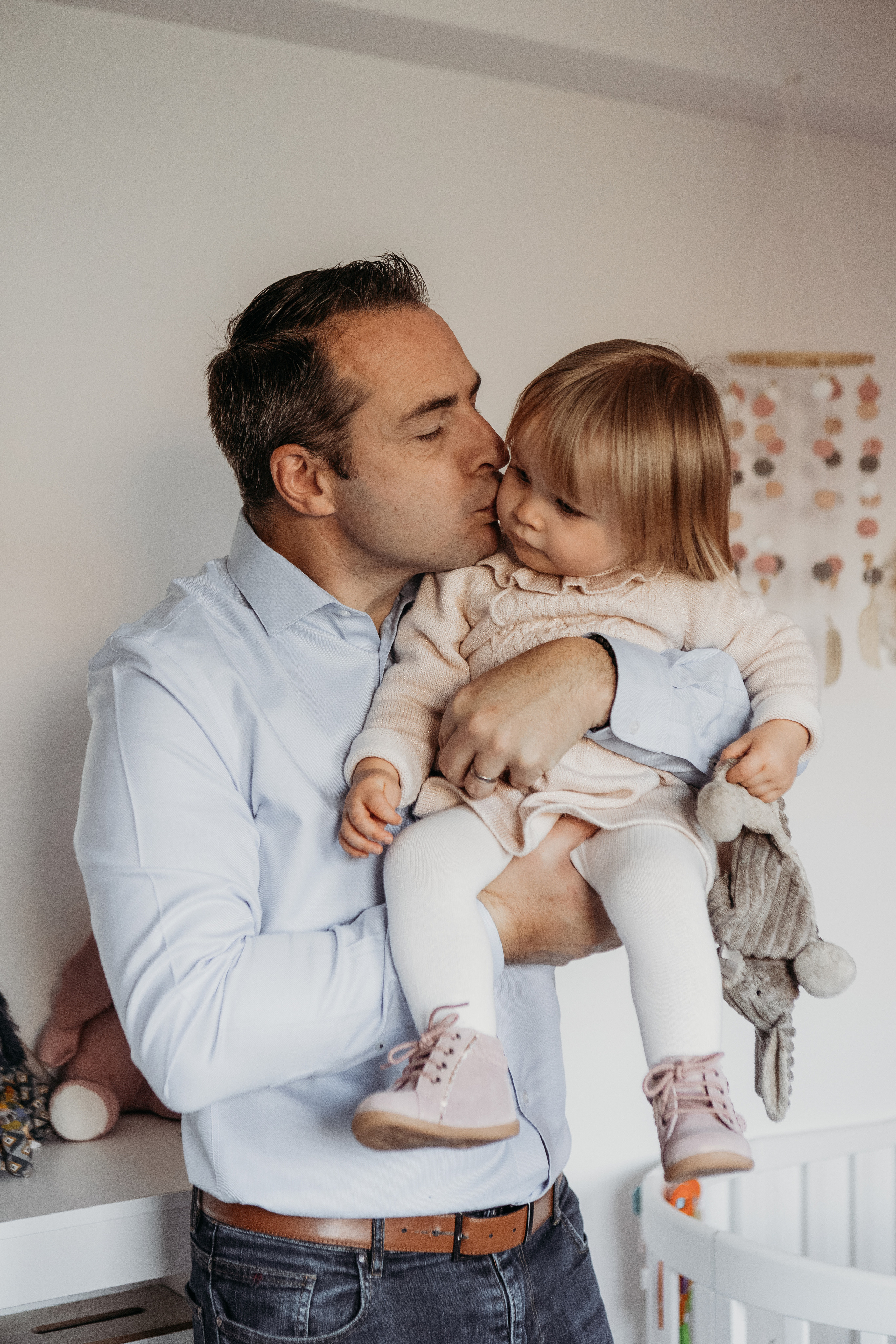 Baptême de Roxane. Eugenie Smirnova — wedding, corporate and lifestyle photographer in Toulouse and Southwest France