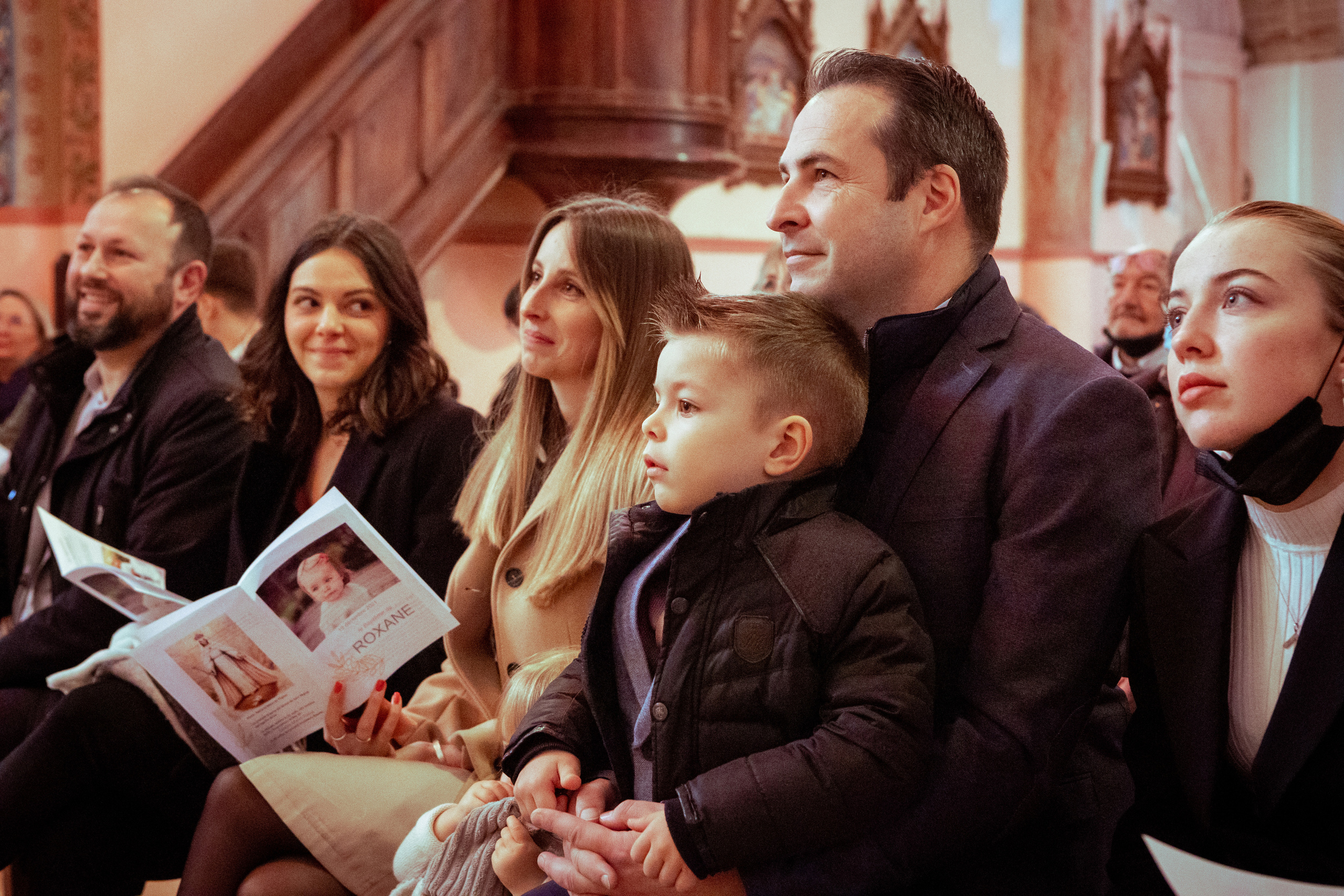 Baptême de Roxane. Eugenie Smirnova — wedding, corporate and lifestyle photographer in Toulouse and Southwest France