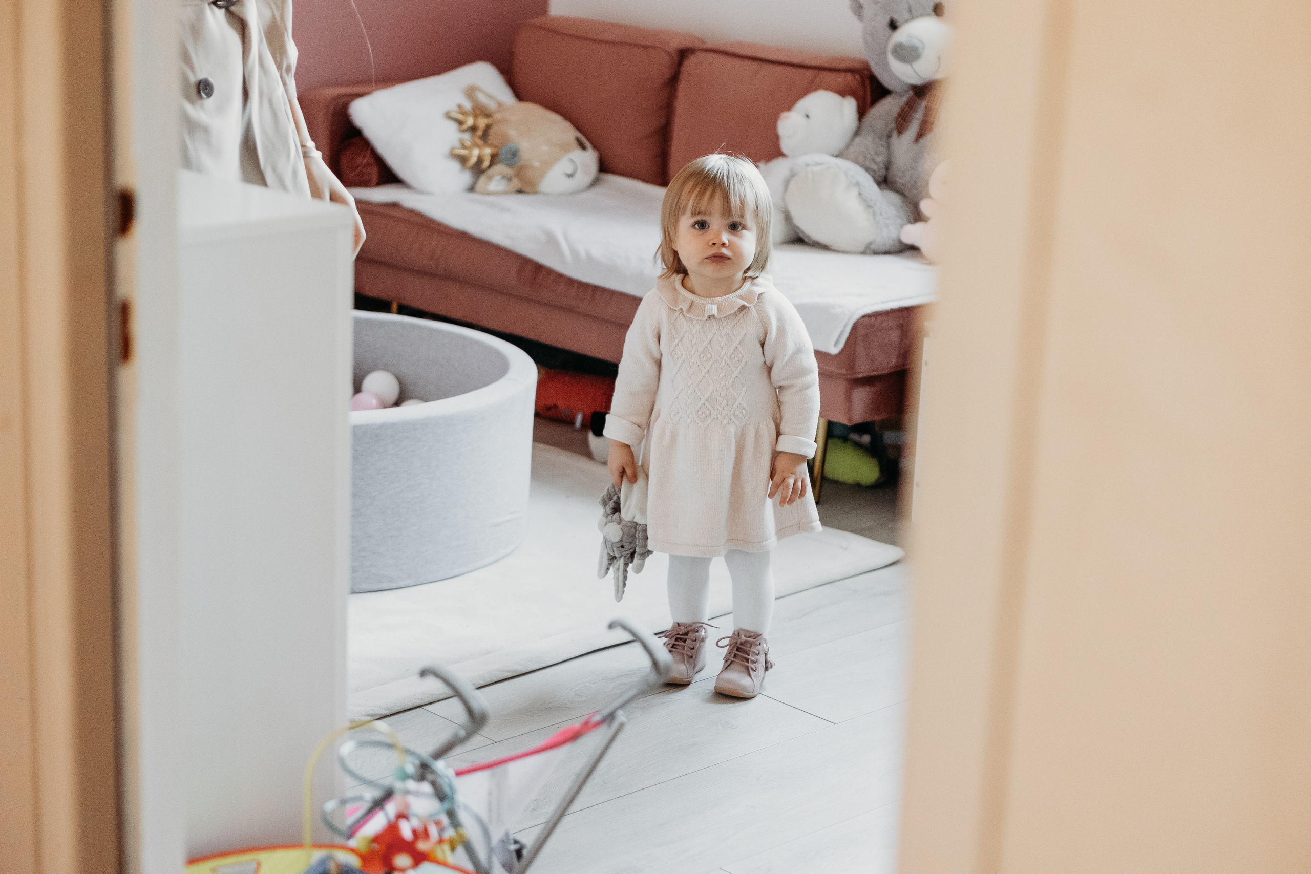 Baptême de Roxane. Eugenie Smirnova — wedding, corporate and lifestyle photographer in Toulouse and Southwest France