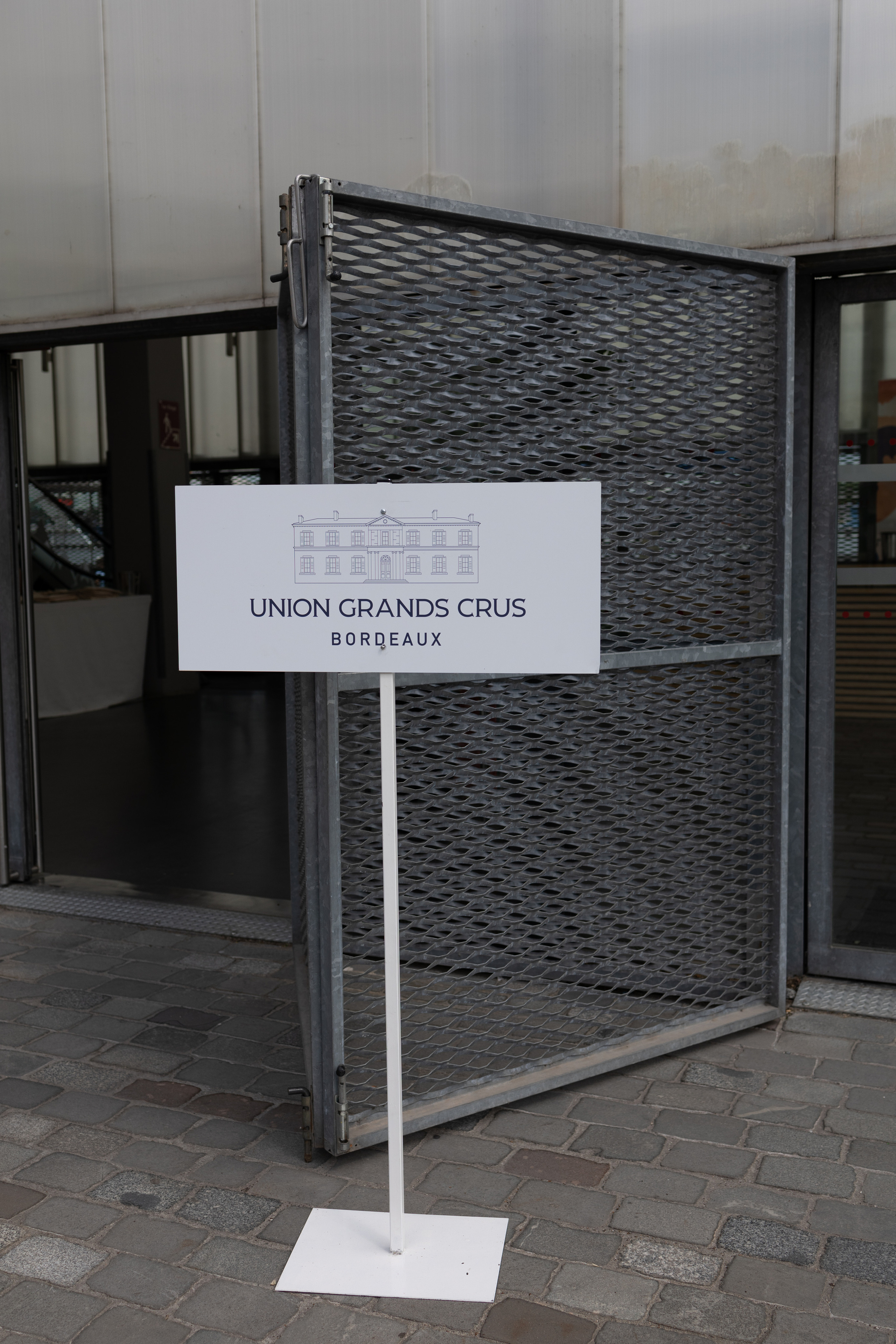 A visit to “UNION GRANDS CRUS”. Eugenie Smirnova — wedding, corporate and lifestyle photographer in Toulouse and Southwest France