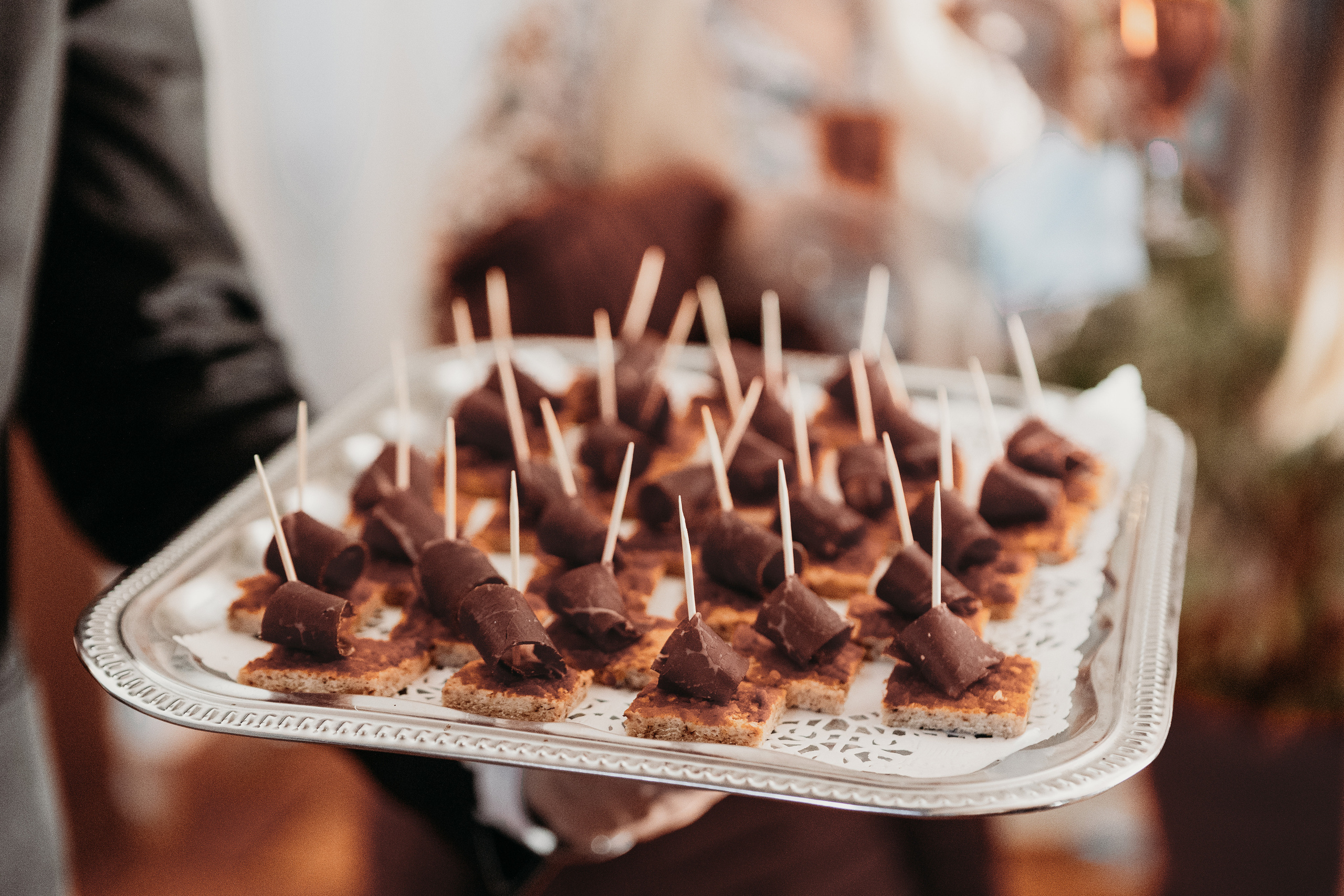 Baptême de Roxane. Eugenie Smirnova — wedding, corporate and lifestyle photographer in Toulouse and Southwest France