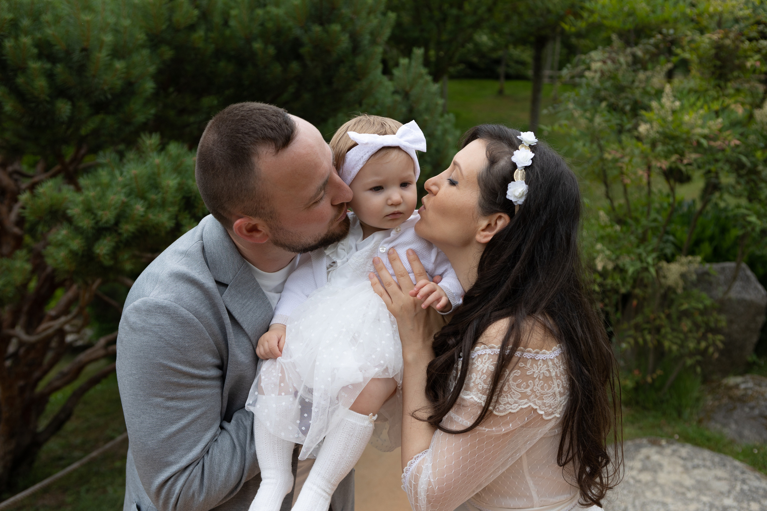 Baptêm de Charlotte. Eugenie Smirnova — wedding, corporate and lifestyle photographer in Toulouse and Southwest France